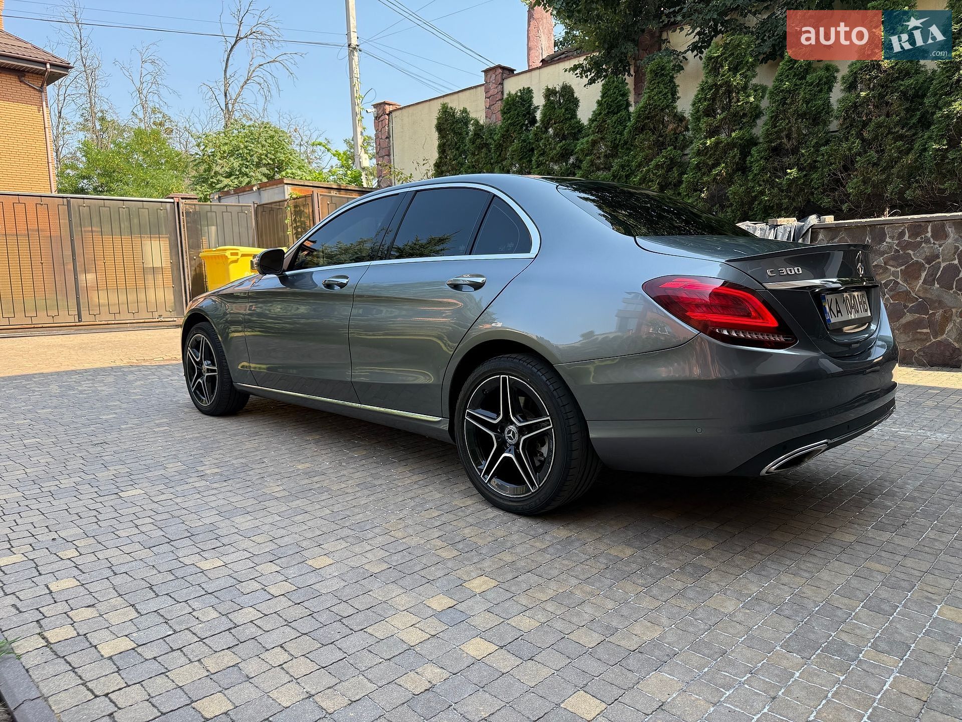 Mercedes-Benz C-Class 2018 VIN 55SWF8EB3KU272157 фото оголошення 34 з 77