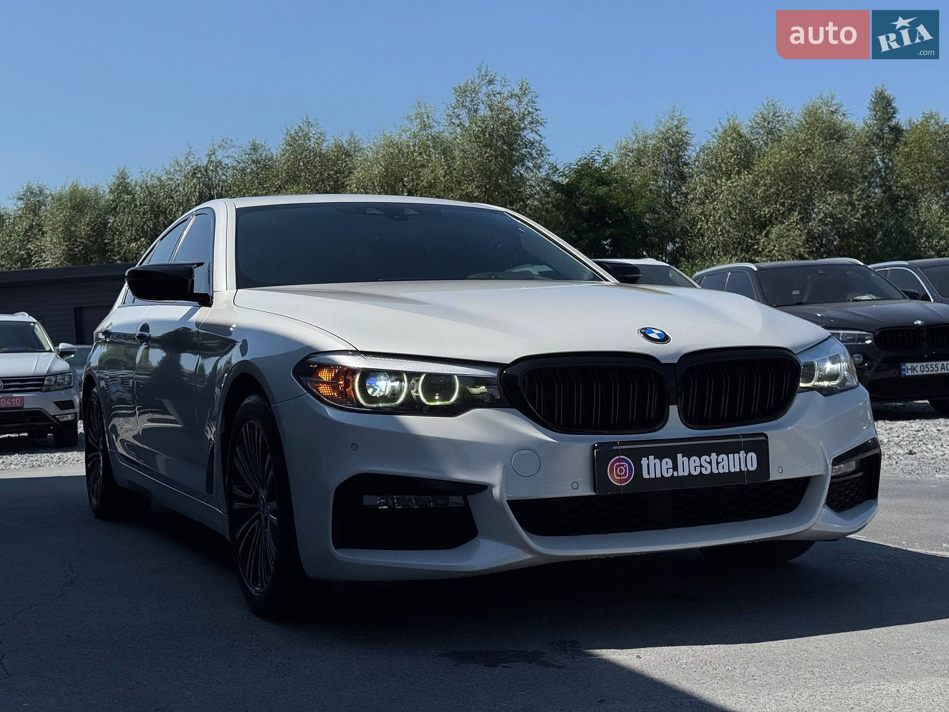 BMW 5 Series 2018 VIN WBAJA5C54JWA39386 фото оголошення 12 з 78