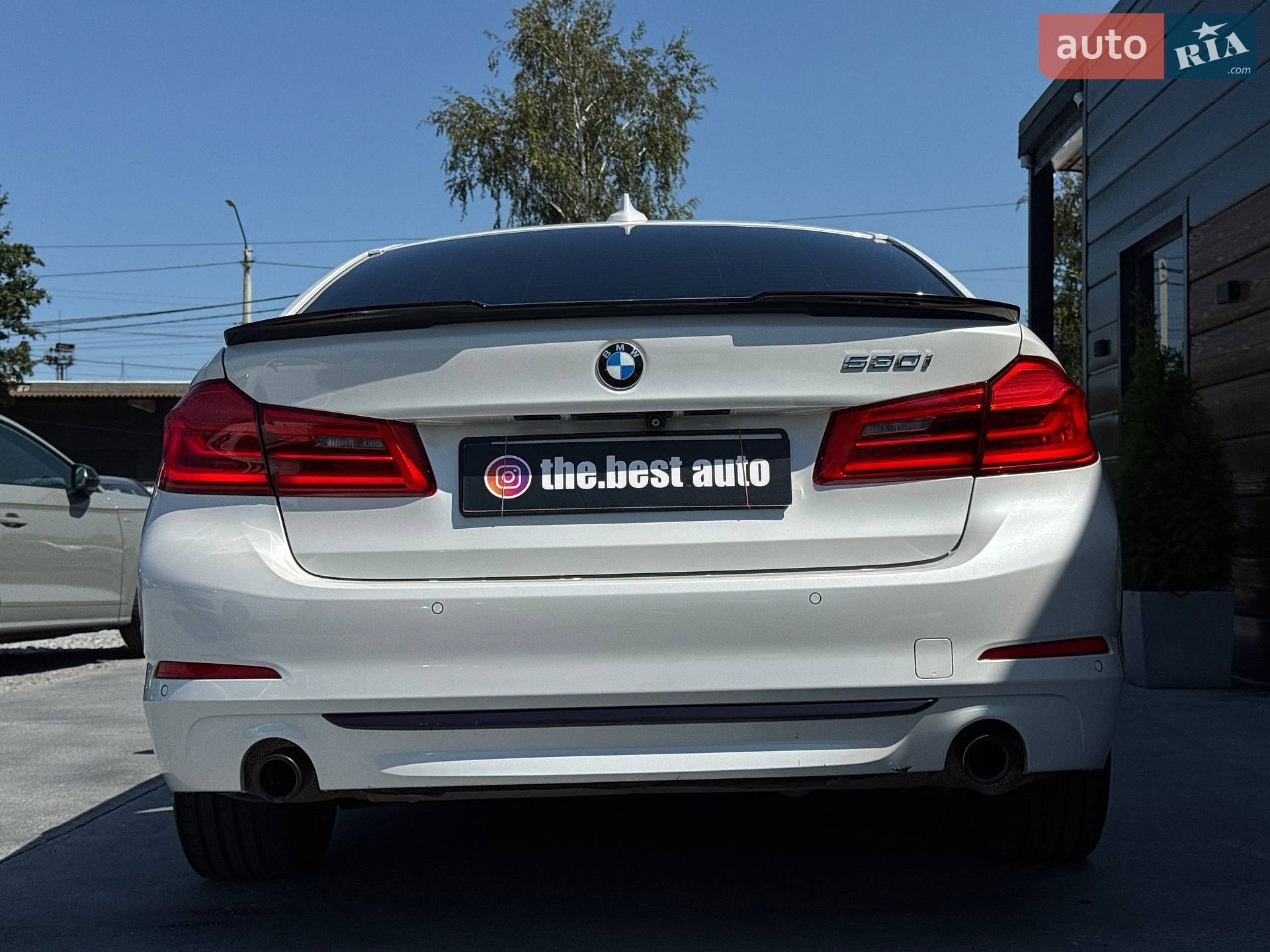 BMW 5 Series 2018 VIN WBAJA5C54JWA39386 фото оголошення 19 з 78