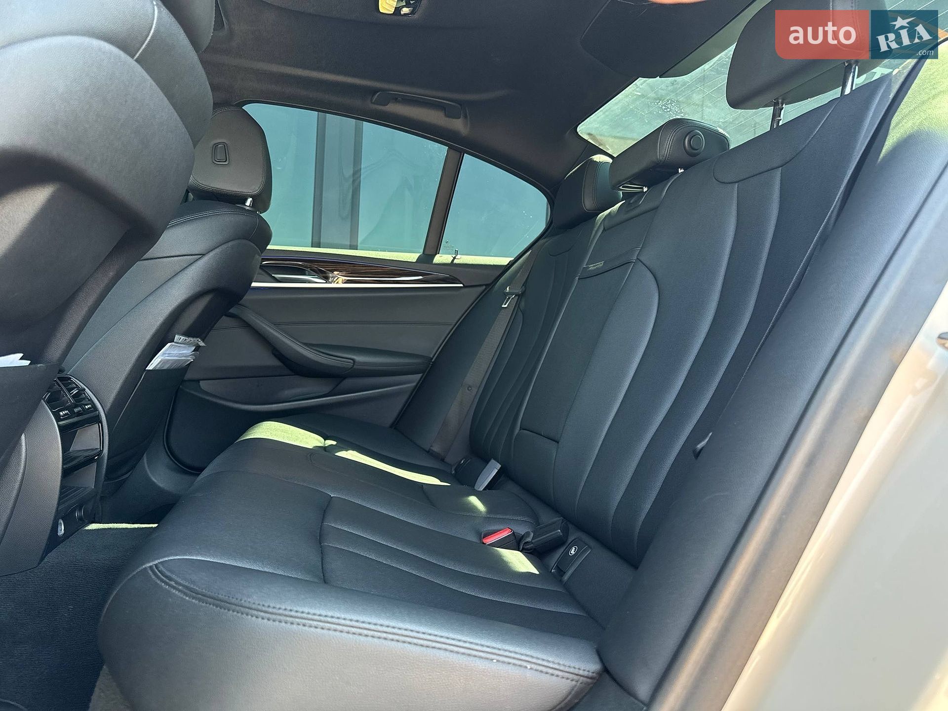 BMW 5 Series 2018 VIN WBAJA5C54JWA39386 фото оголошення 55 з 78