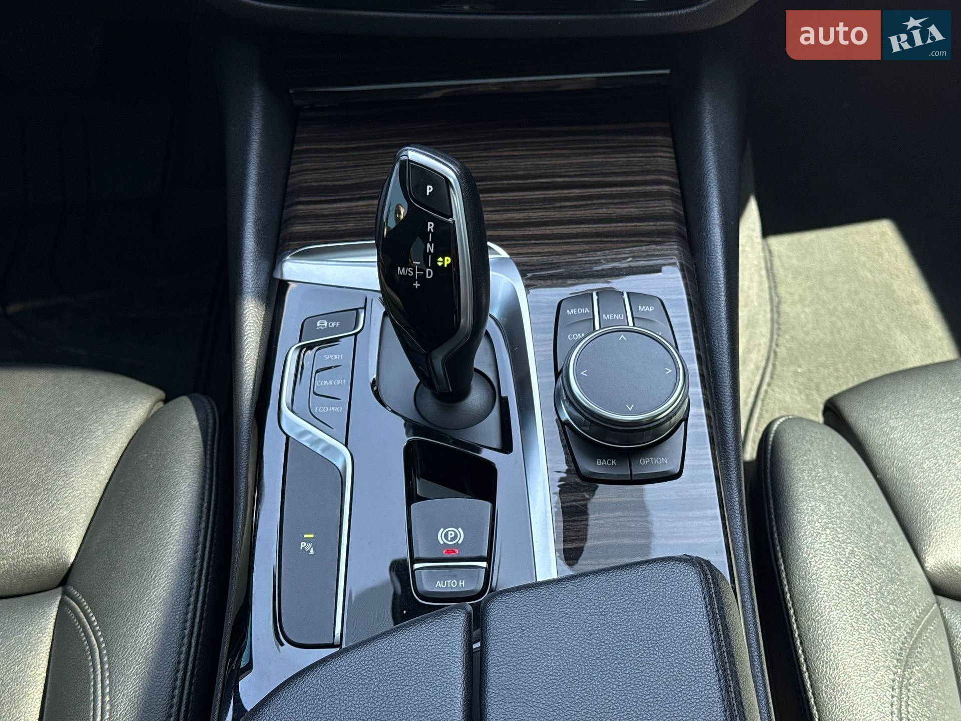 BMW 5 Series 2018 VIN WBAJA5C54JWA39386 фото оголошення 66 з 78