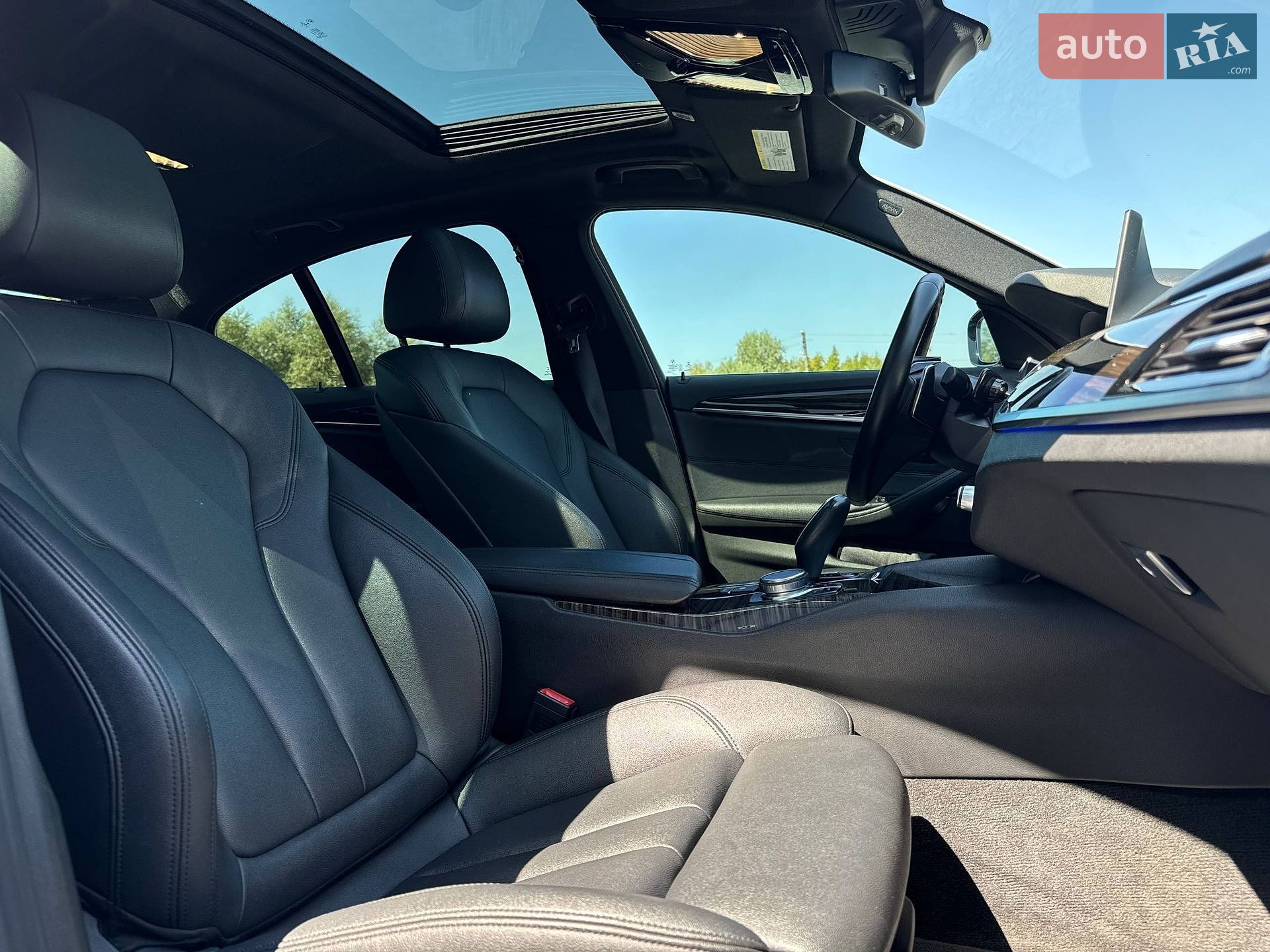 BMW 5 Series 2018 VIN WBAJA5C54JWA39386 фото оголошення 72 з 78