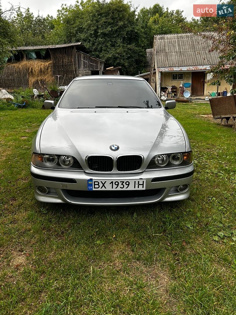 BMW 5 Series 2000 VIN WBADF71090BS63158 фото оголошення 2 з 10