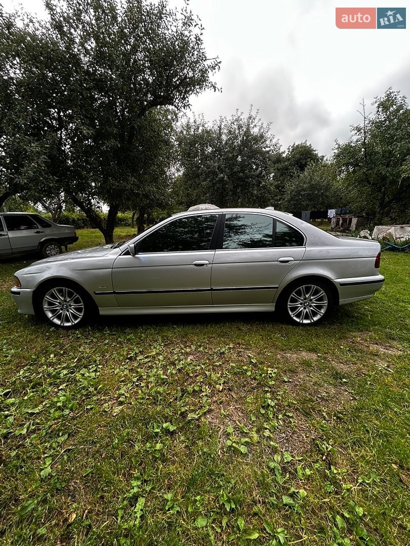BMW 5 Series 2000 VIN WBADF71090BS63158 фото оголошення 3 з 10