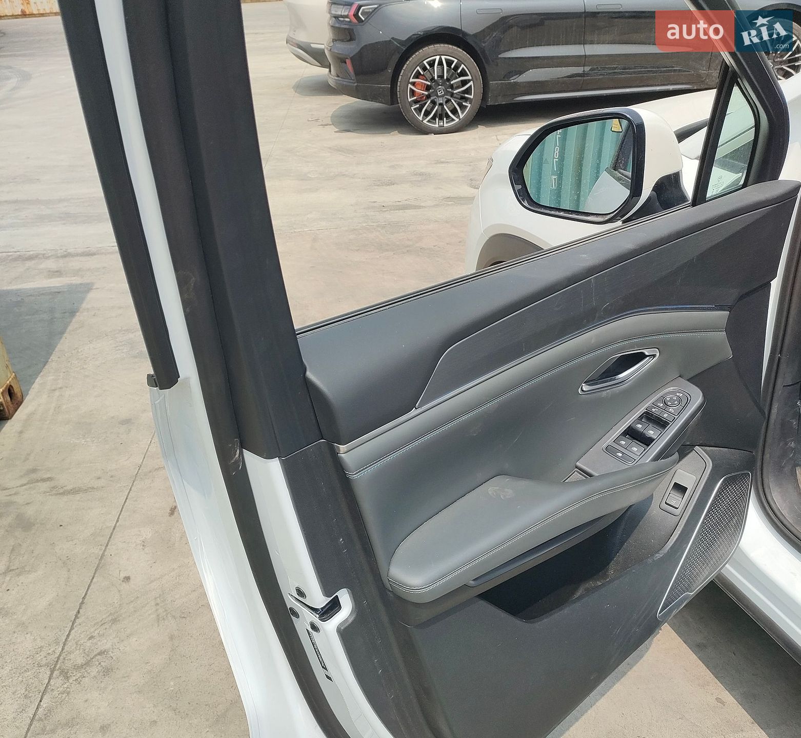 BYD Song L 2025 VIN LC0C74C4XS5092342 фото оголошення 11 з 15