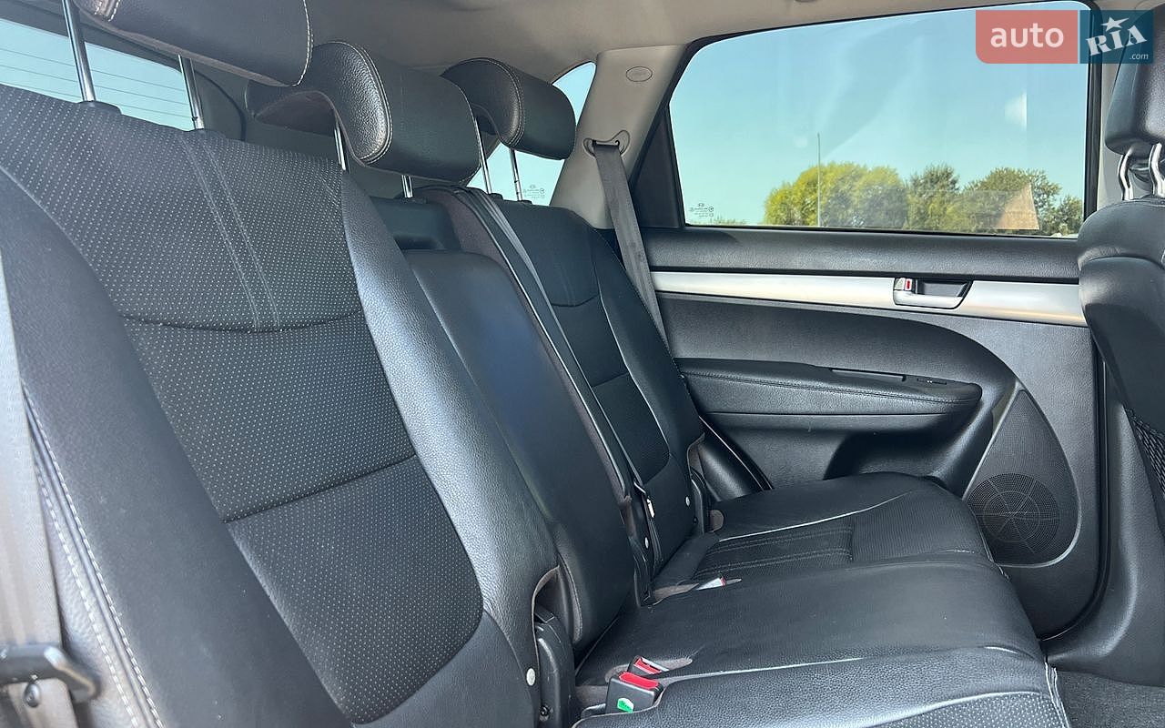 Kia Sorento 2011 VIN KNAKU814DC5240277 фото оголошення 22 з 23