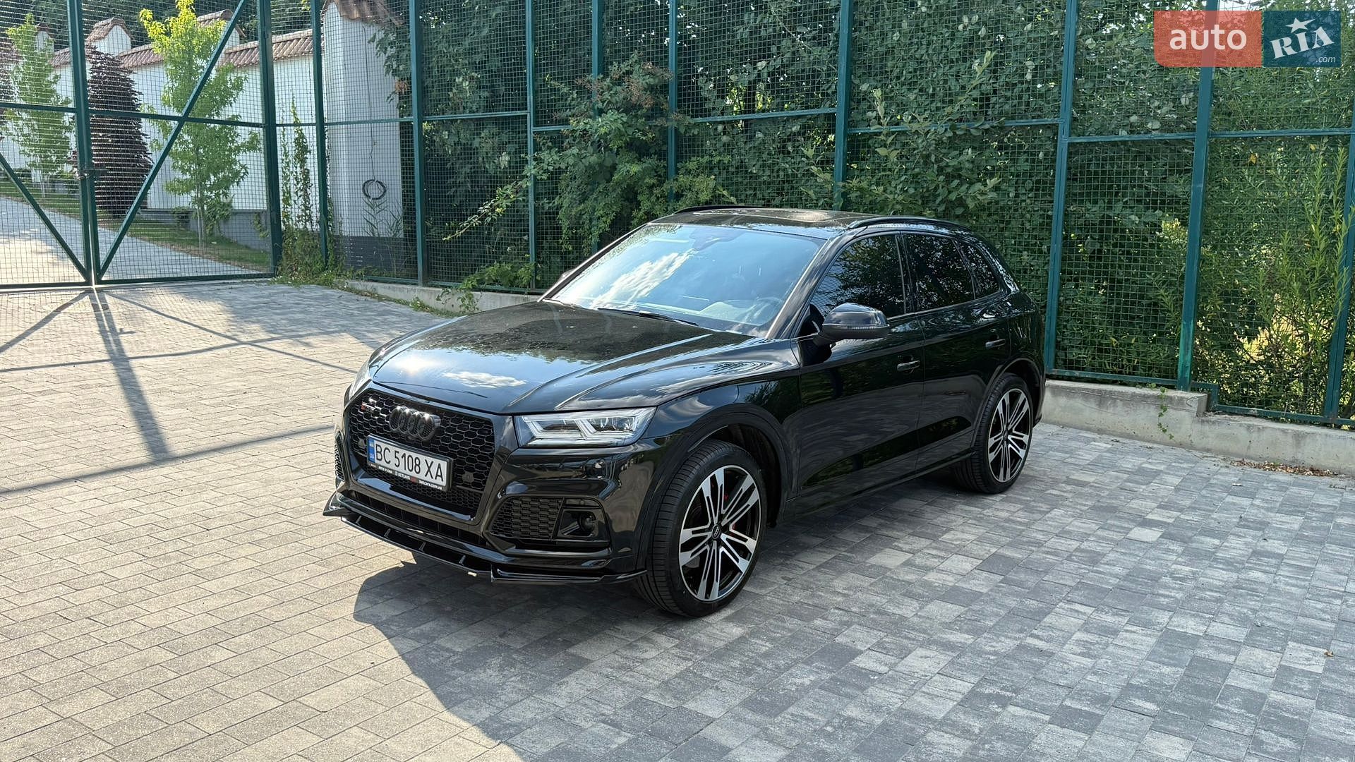 Audi SQ5 2018 VIN WA1A4AFY3J2138336 фото оголошення 11 з 12