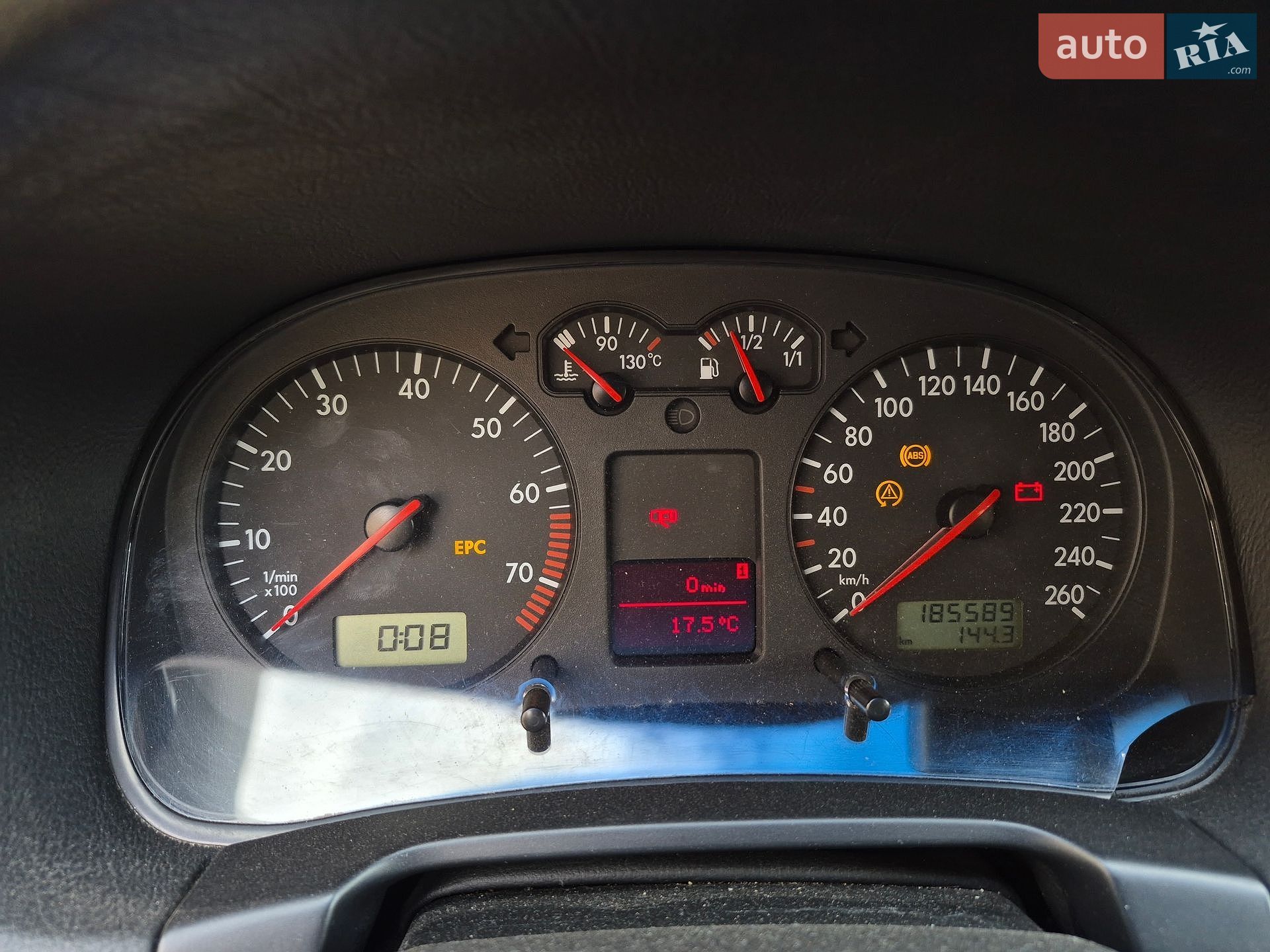 Volkswagen Golf 2003 VIN WVWZZZ1JZ2W611136 фото оголошення 28 з 36