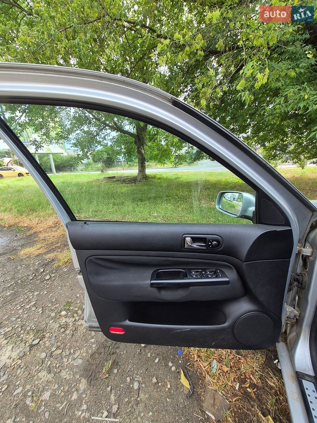 Volkswagen Golf 2003 VIN WVWZZZ1JZ2W611136 фото оголошення 30 з 36