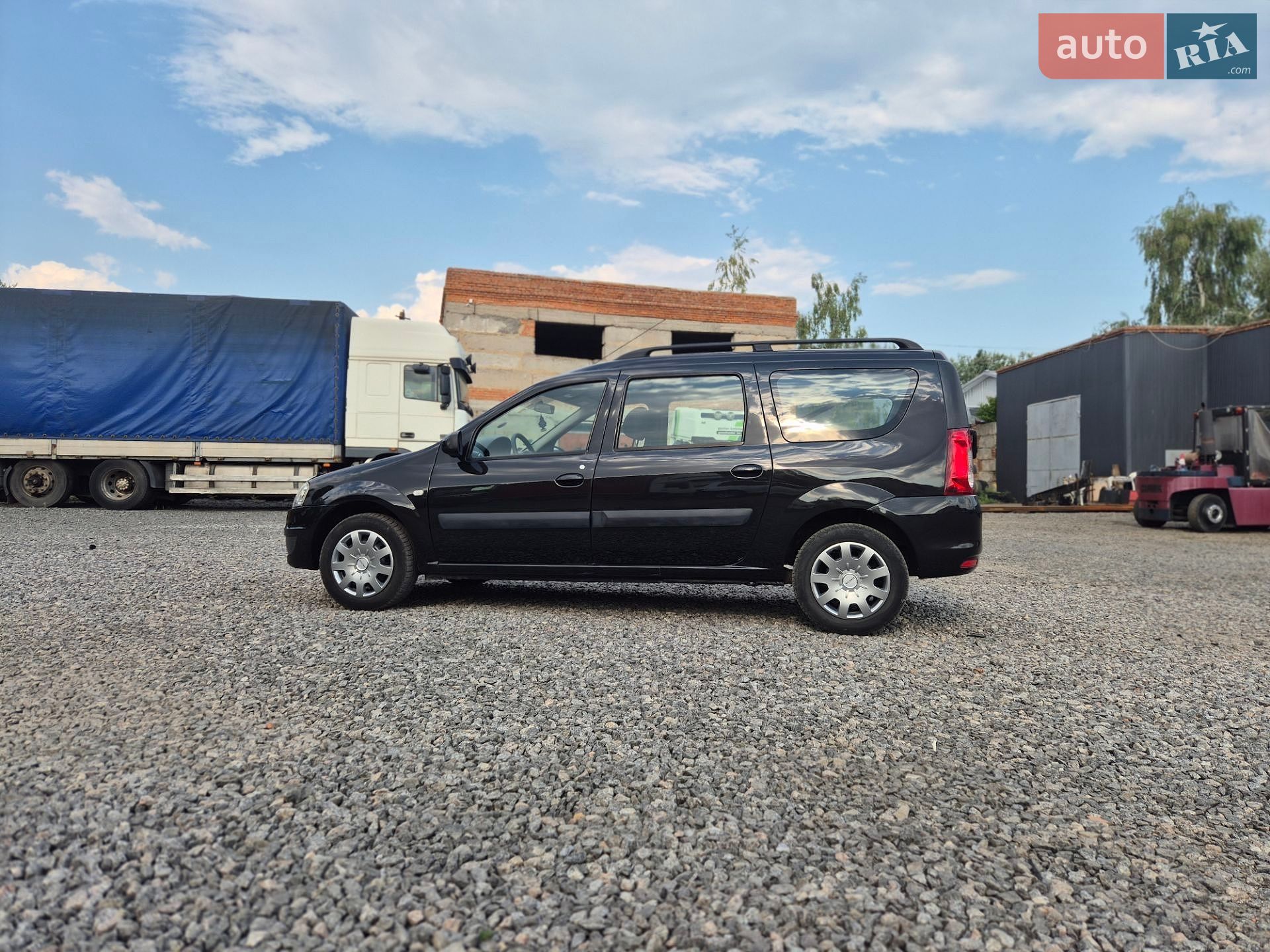 Dacia Logan MCV 2013 VIN UU1KSDA3H47840807 фото оголошення 2 з 25