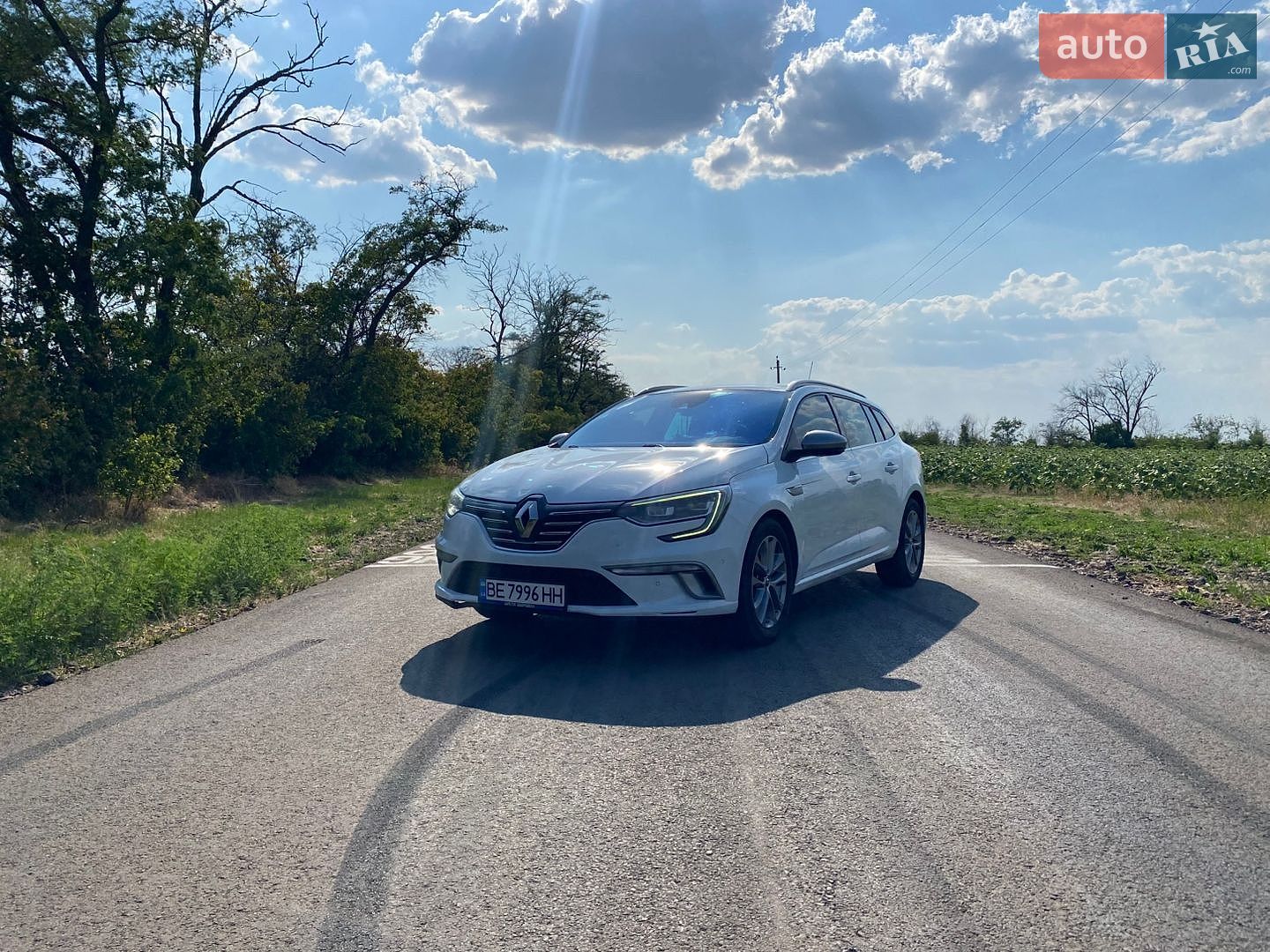 Renault Megane 2018 VIN VF1RFB00260475061 фото оголошення 3 з 21