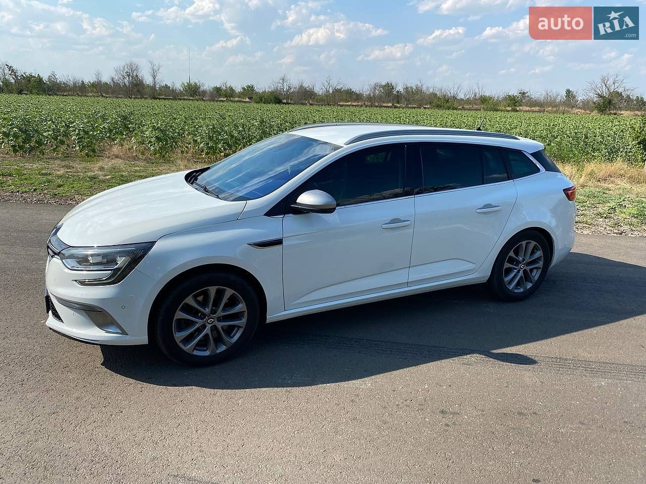 Renault Megane 2018 VIN VF1RFB00260475061 фото оголошення 9 з 21