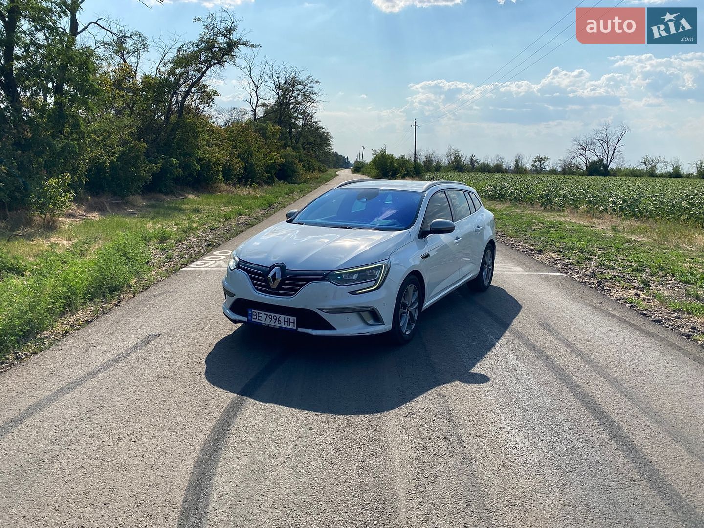 Renault Megane 2018 VIN VF1RFB00260475061 фото оголошення 2 з 21