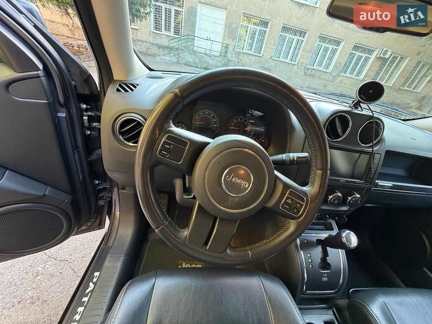 Jeep Patriot 2016 VIN 1C4NJRFB7GD725470 фото оголошення 13 з 28
