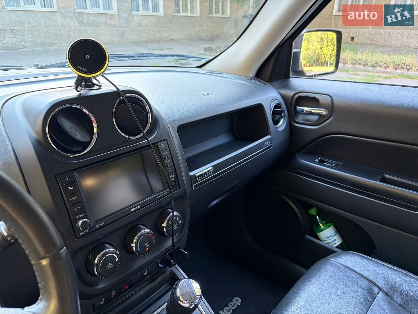 Jeep Patriot 2016 VIN 1C4NJRFB7GD725470 фото оголошення 15 з 28