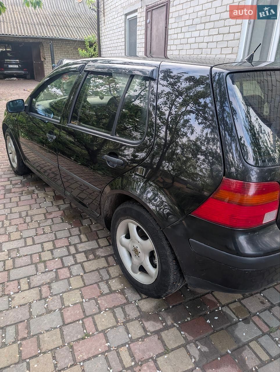 Volkswagen Golf 2000 VIN WVWZZZ1JZ1B134796 фото оголошення 3 з 11