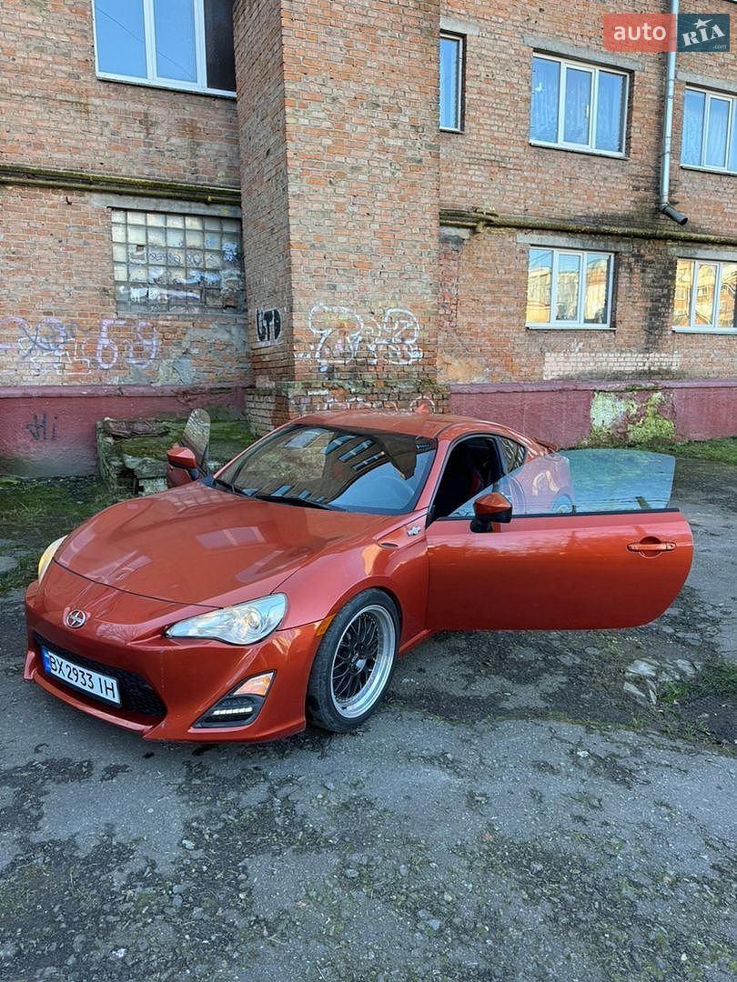 Toyota GT 86 2015 VIN JF1ZNAA14F8711531 фото оголошення 13 з 44
