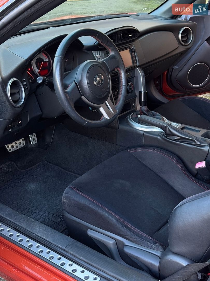 Toyota GT 86 2015 VIN JF1ZNAA14F8711531 фото оголошення 34 з 44