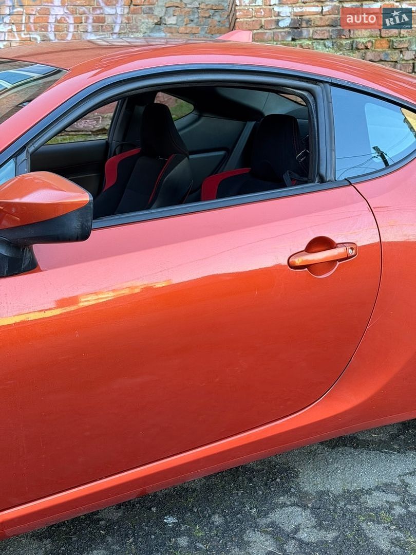 Toyota GT 86 2015 VIN JF1ZNAA14F8711531 фото оголошення 14 з 44