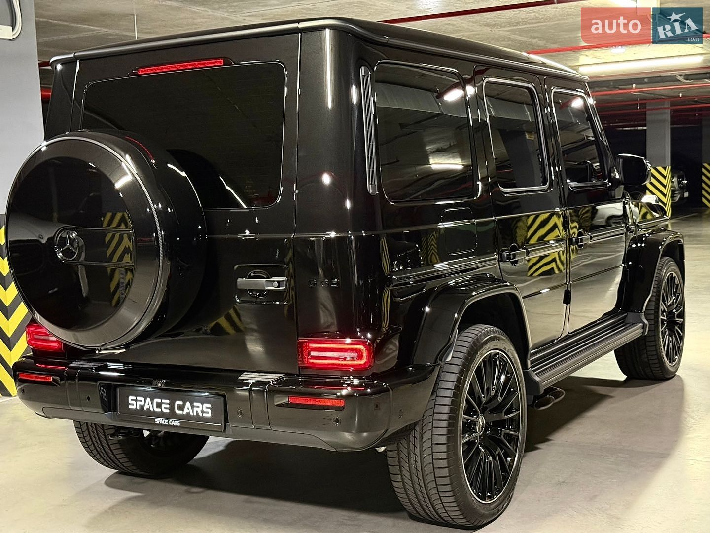 Mercedes-Benz G-Class 2024 VIN W1NWH5AB4SX032906 фото оголошення 18 з 46