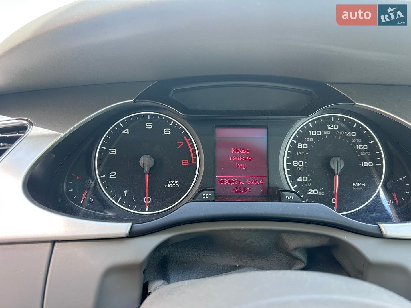 Audi A4 2011 VIN WAUBFAFL2CN004621 фото оголошення 11 з 16