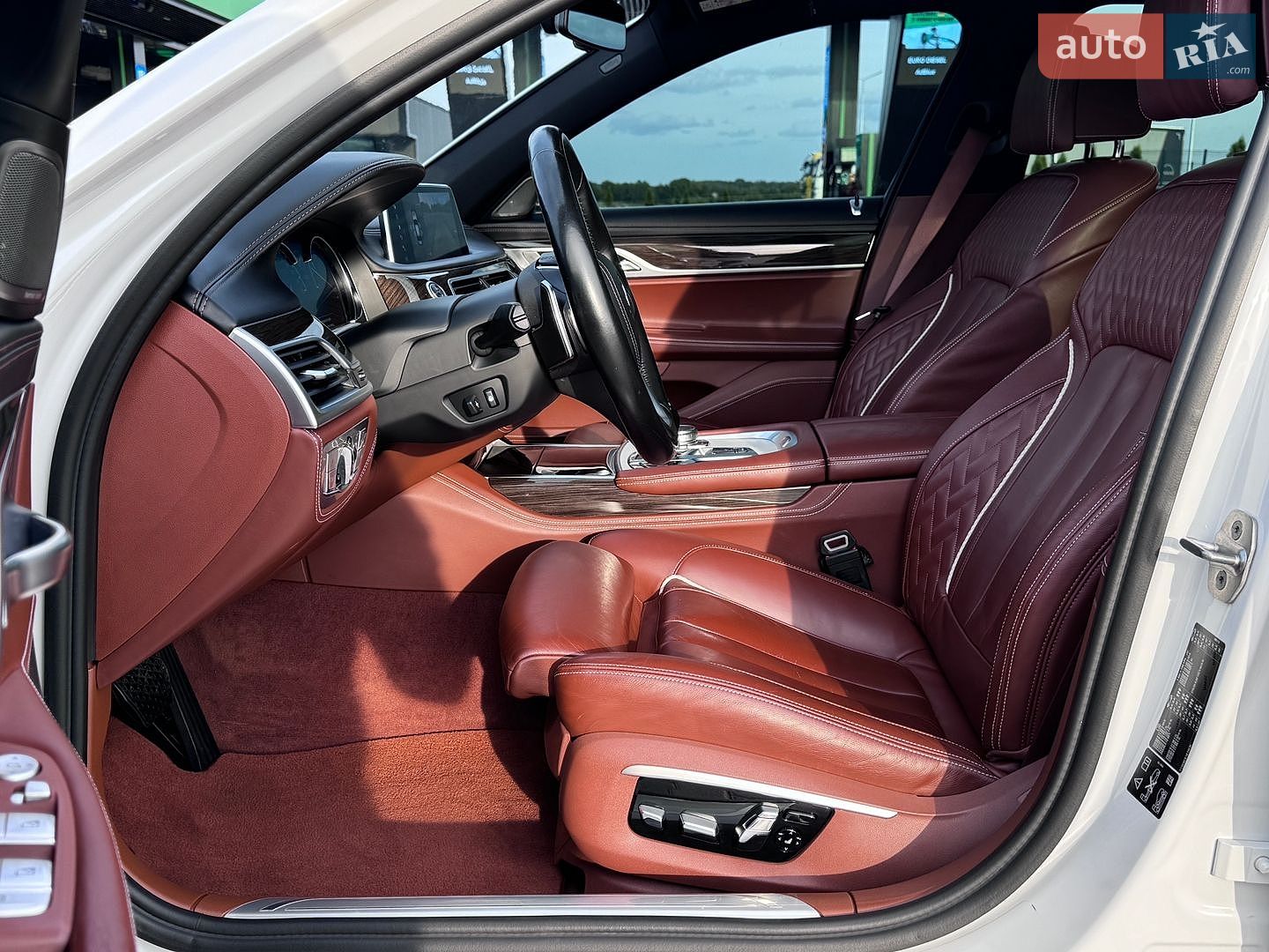 BMW 7 Series 2016 VIN WBA7C61080G759362 фото оголошення 18 з 59