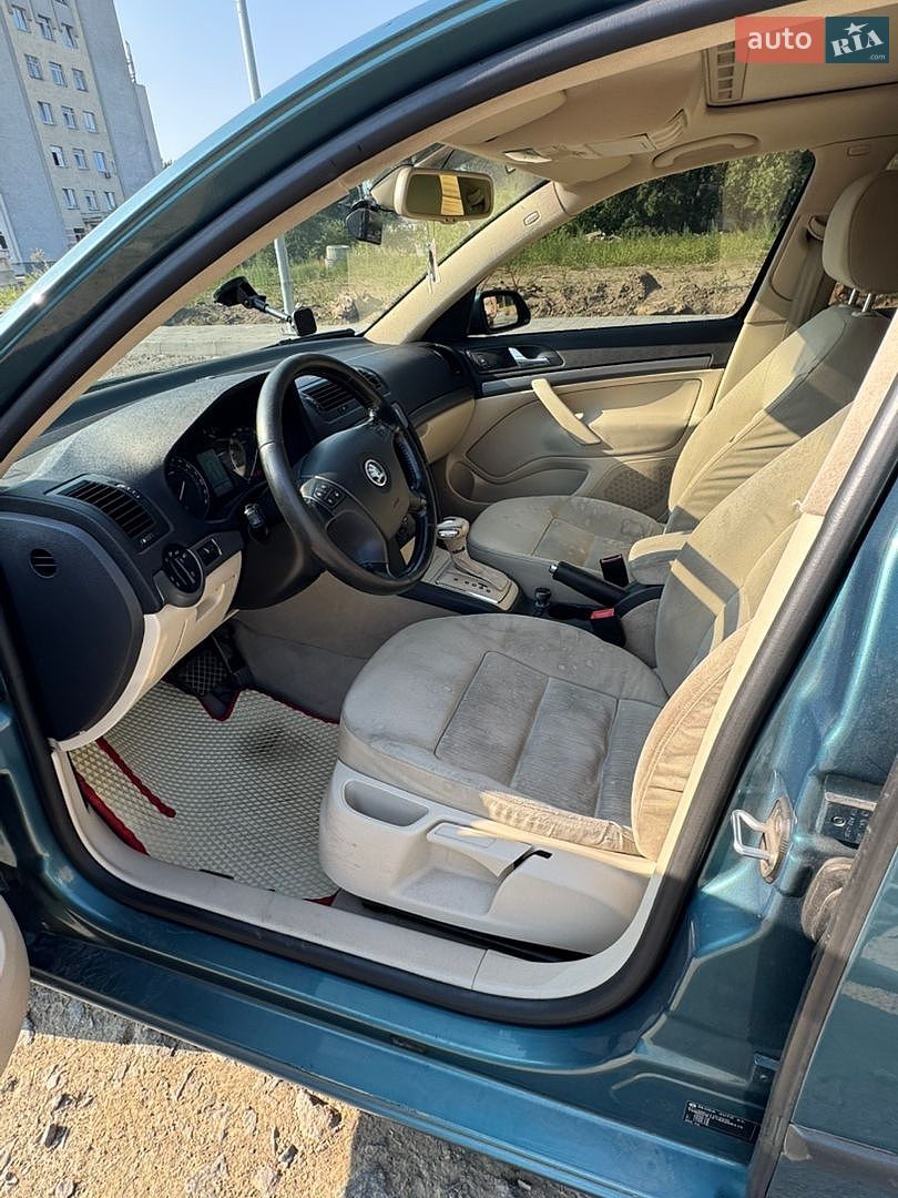 Skoda Octavia 2006 VIN TMBBD61Z162208415 фото оголошення 44 з 64