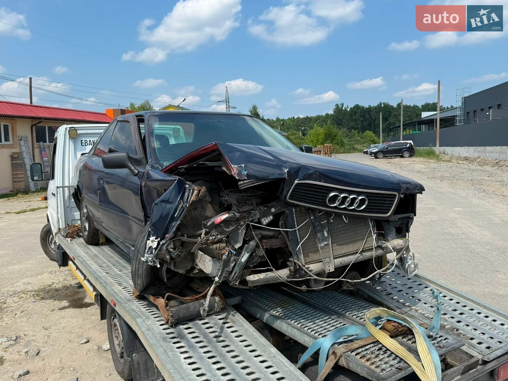 Audi 80 1986 VIN WAUZZZ89ZHA302906 фото оголошення 2 з 8
