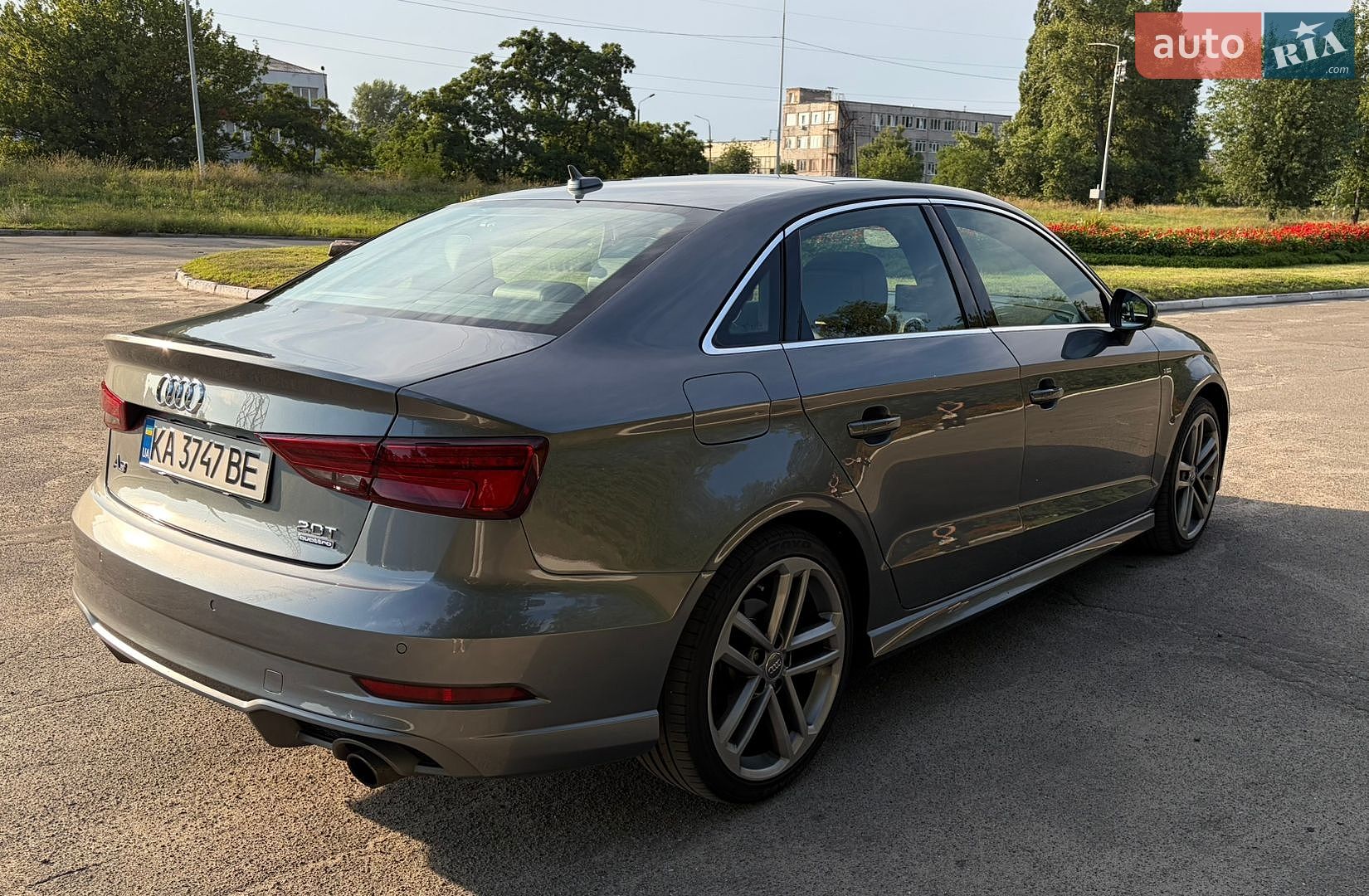 Audi A3 2018 VIN WAUJ8GFF1J1076319 фото оголошення 10 з 19