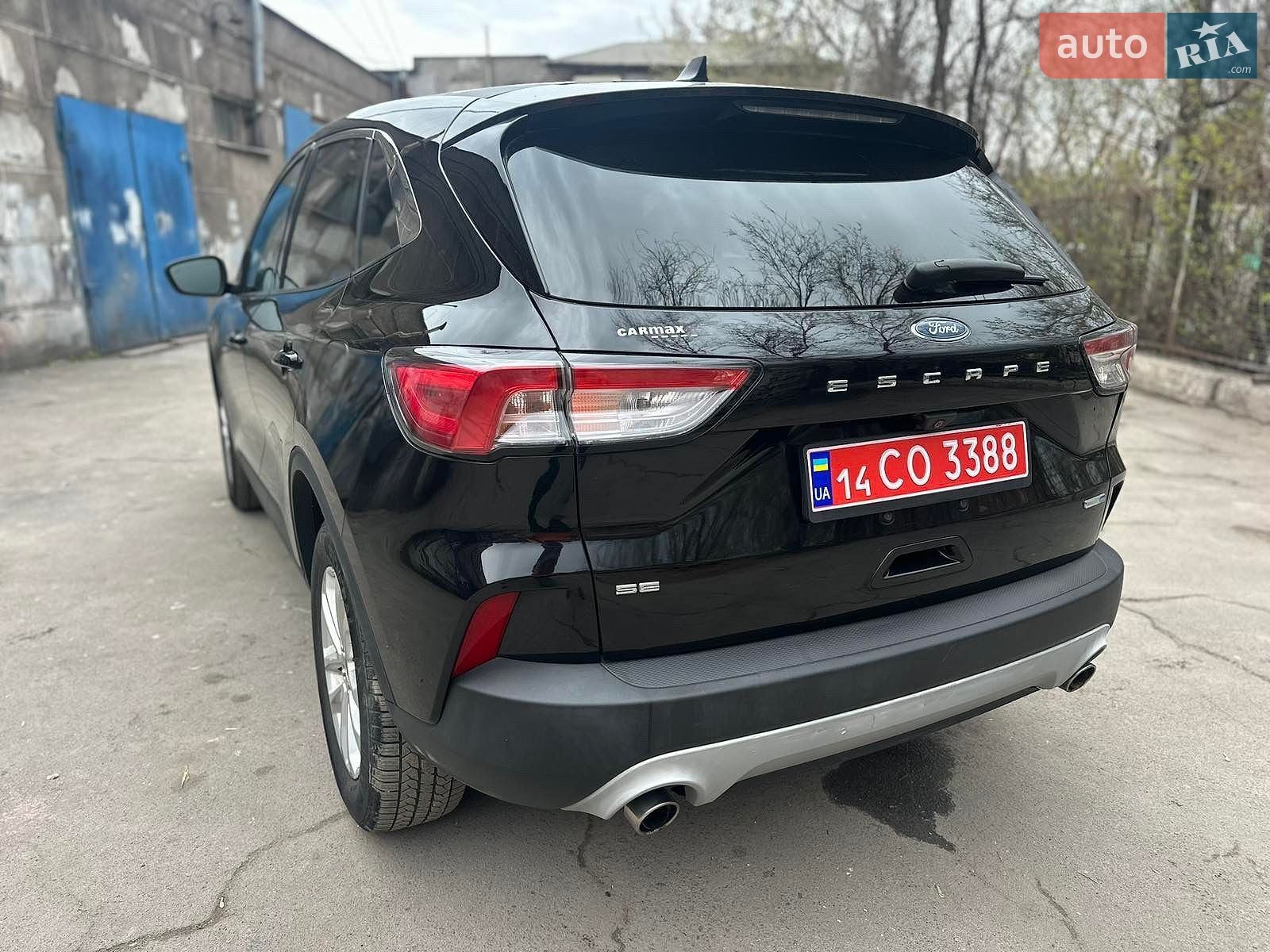 Ford Escape 2020 VIN 1FMCU9G61LUB54287 фото оголошення 4 з 17