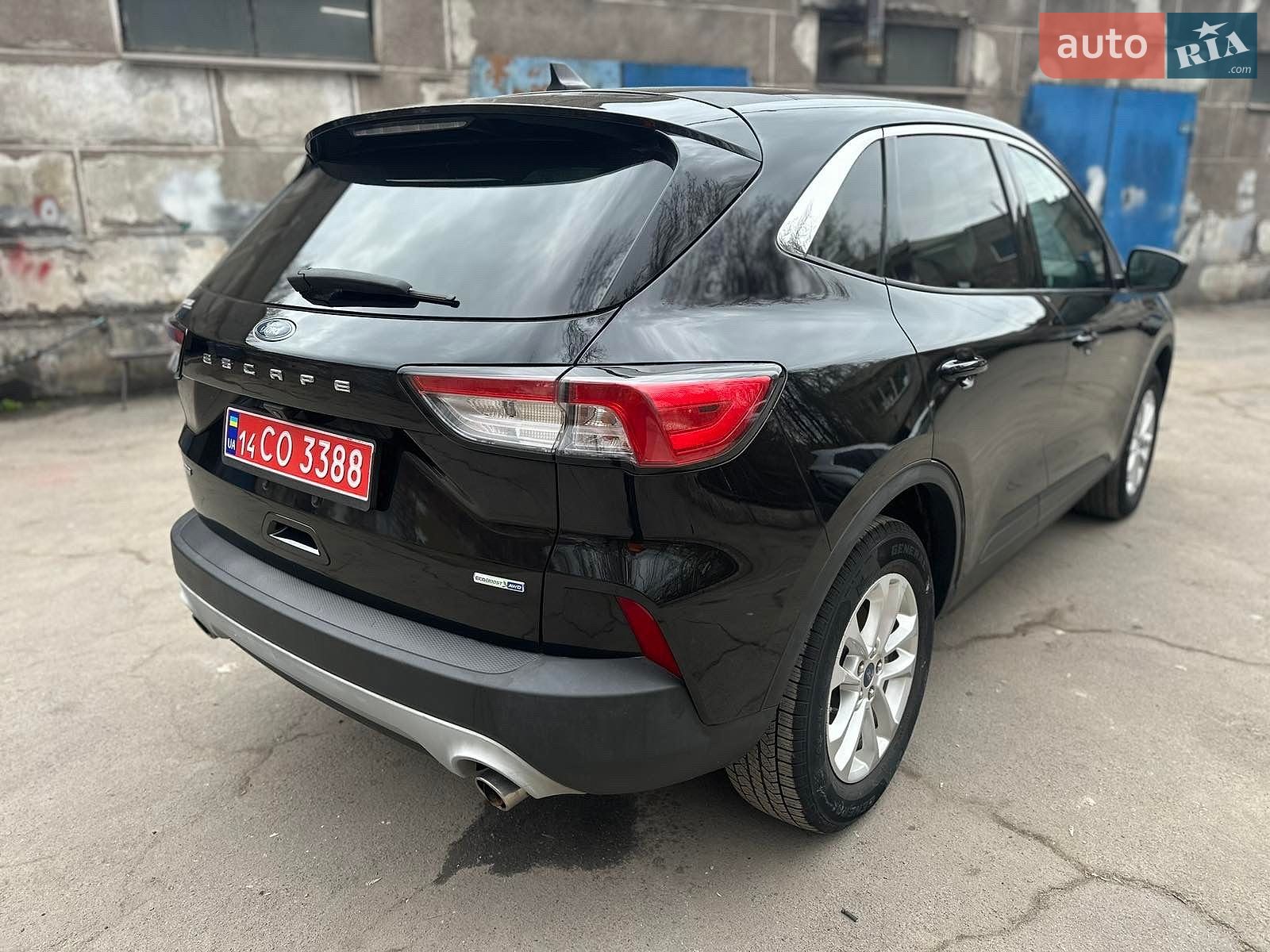 Ford Escape 2020 VIN 1FMCU9G61LUB54287 фото оголошення 3 з 17