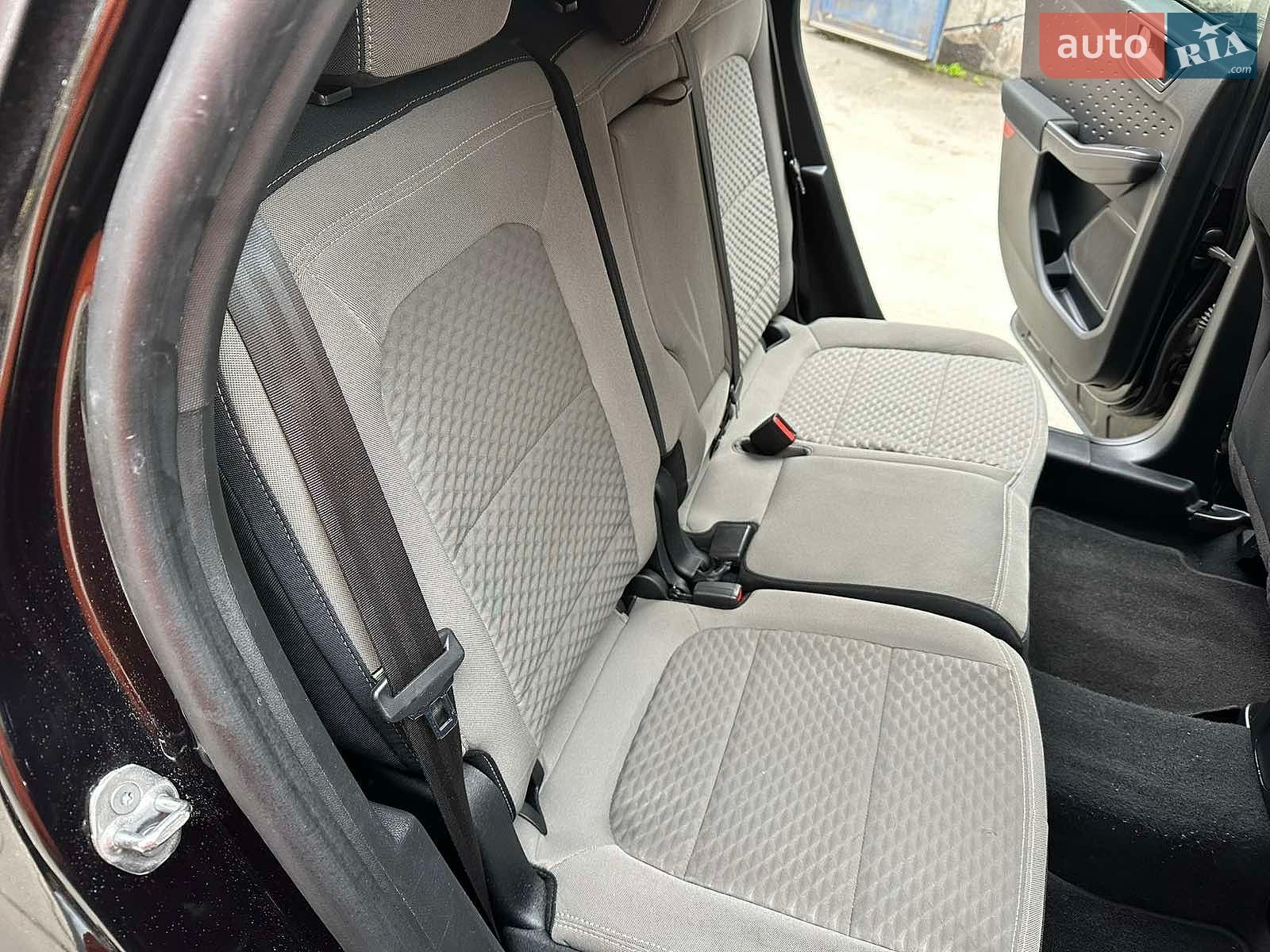 Ford Escape 2020 VIN 1FMCU9G61LUB54287 фото оголошення 13 з 17