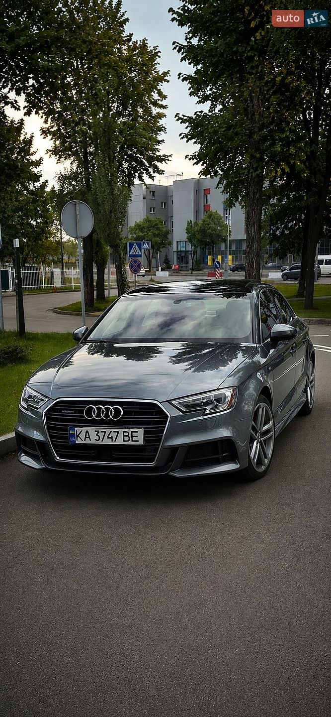 Audi A3 2018 VIN WAUJ8GFF1J1076319 фото оголошення 12 з 19
