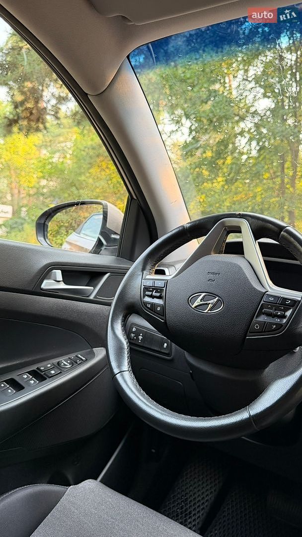 Hyundai Tucson 2019 VIN TMAJ3813BLJ004055 фото оголошення 20 з 26