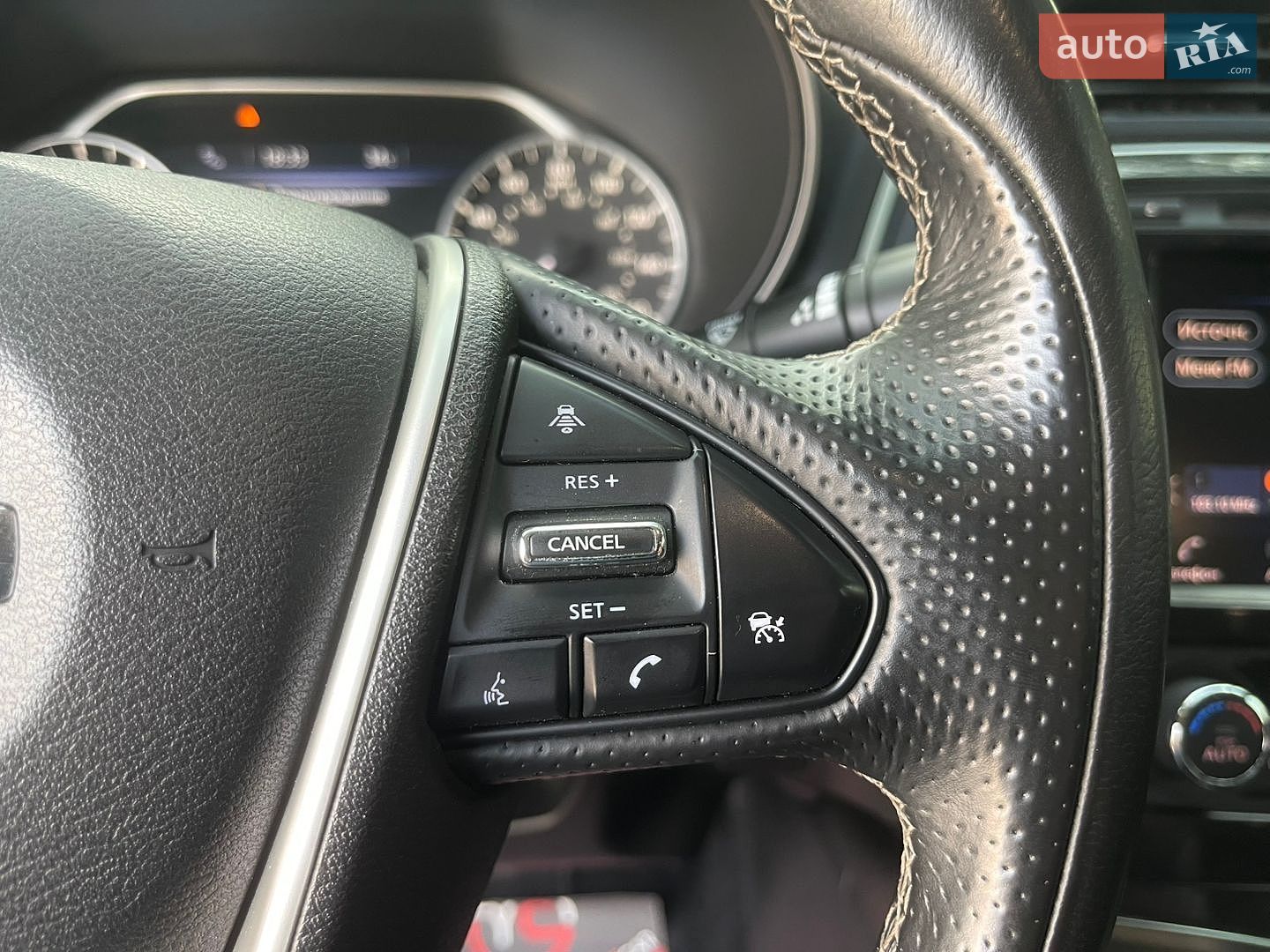 Nissan Maxima 2018 VIN 1N4AA6AV3KC361227 фото оголошення 33 з 40