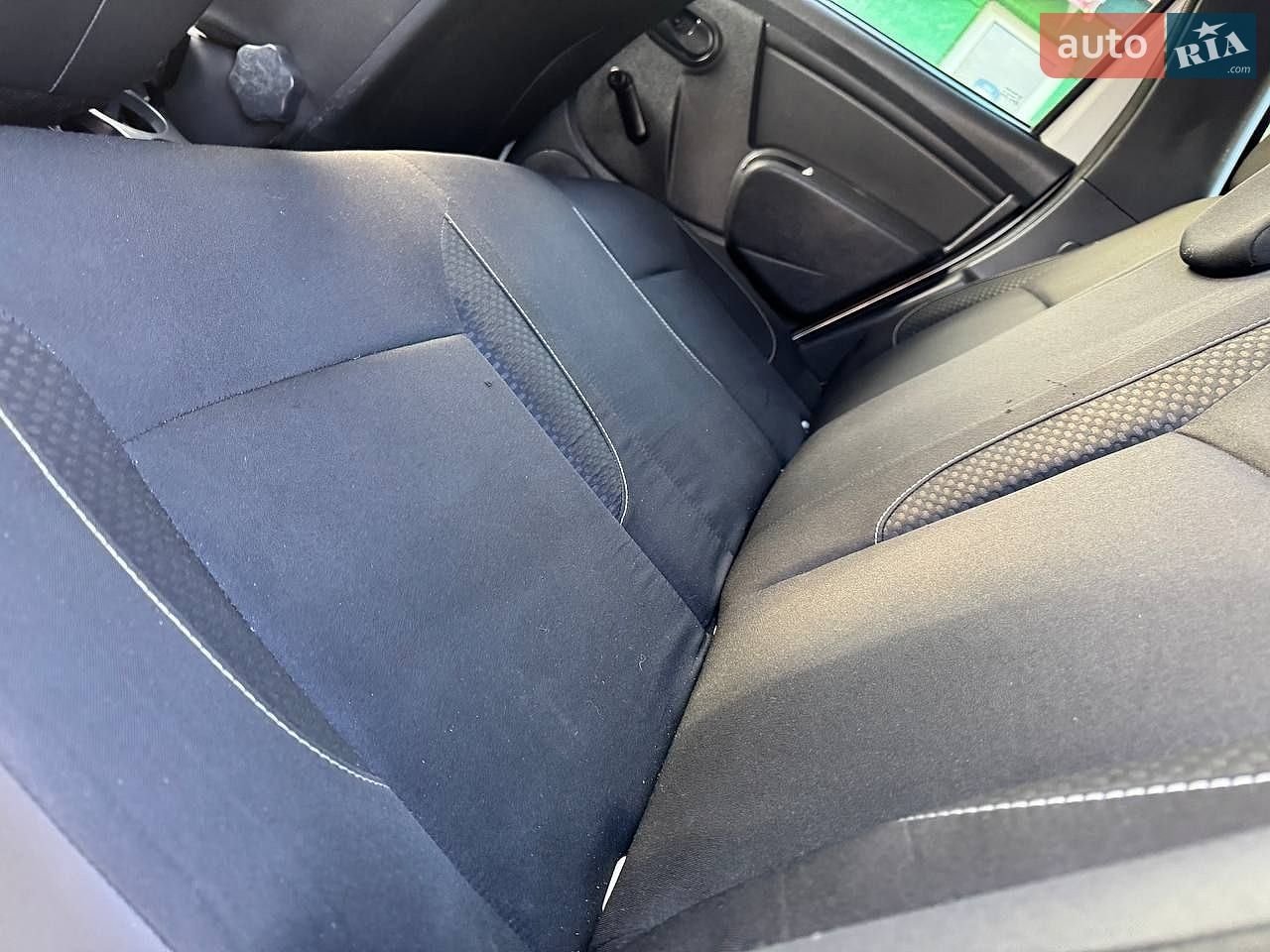 Renault Duster 2017 VIN VF1HSRADG57318391 фото оголошення 17 з 28