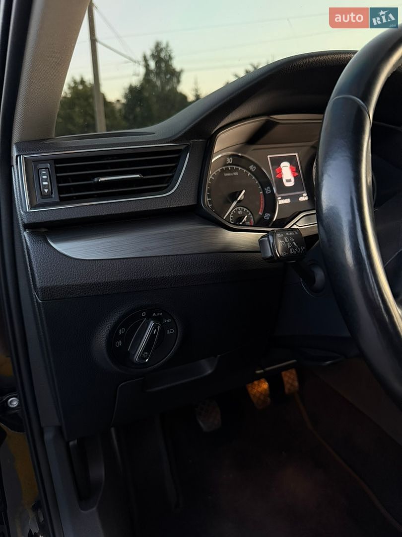 Skoda Superb 2016 VIN TMBJJ9NP3G7024841 фото оголошення 8 з 21