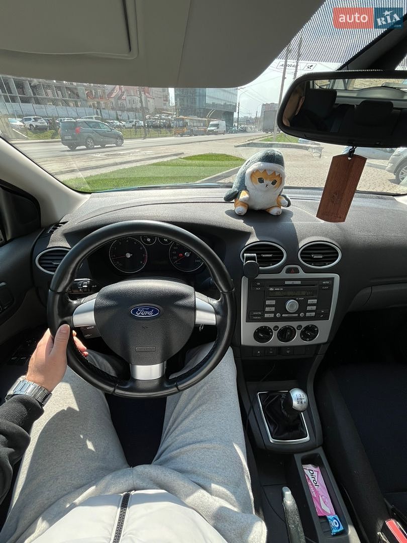Ford Focus 2005 VIN WF05XXGCD55D24514 фото оголошення 2 з 12