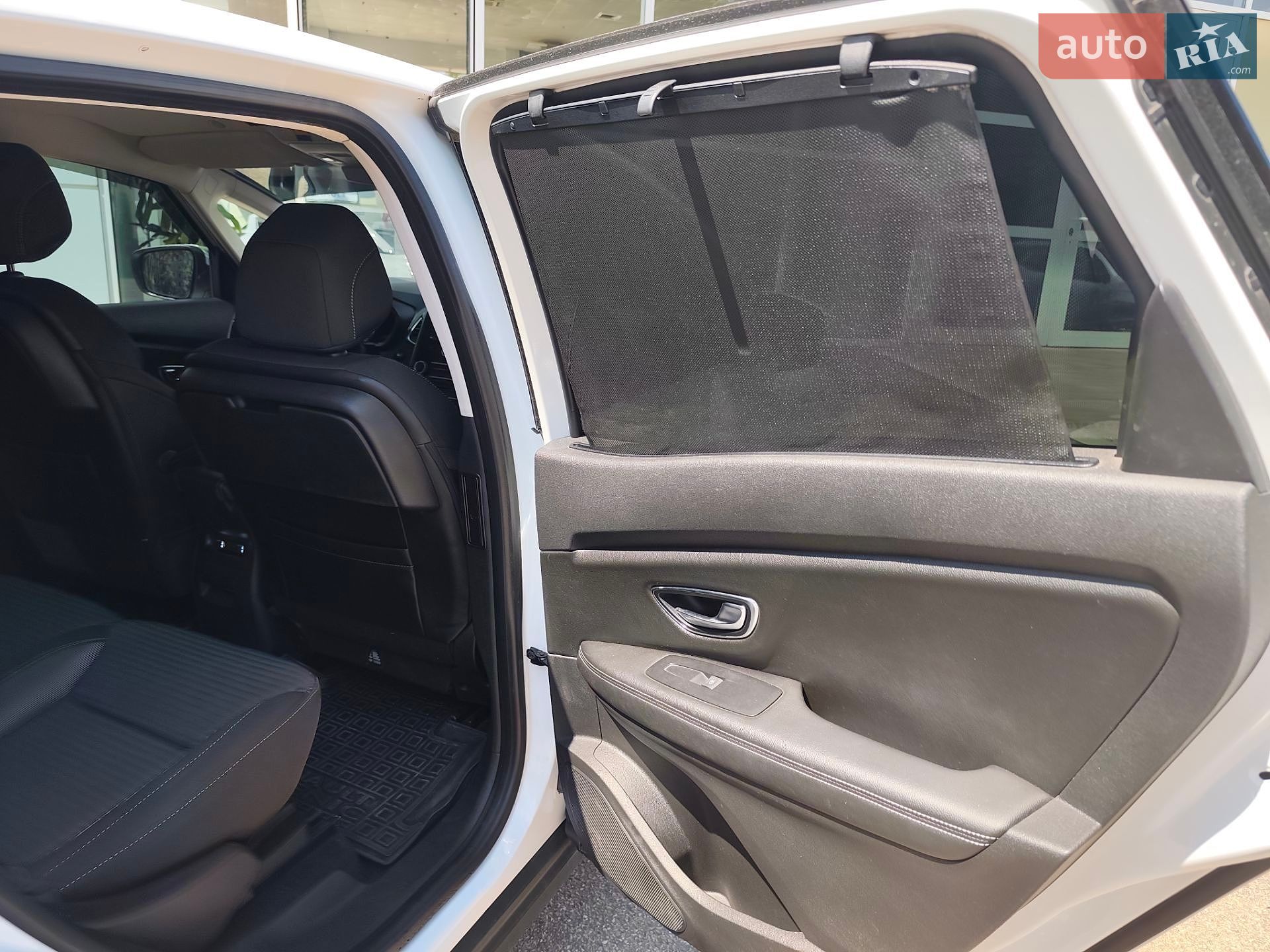 Renault Scenic 2017 VIN VF1RFA00157642705 фото оголошення 4 з 12