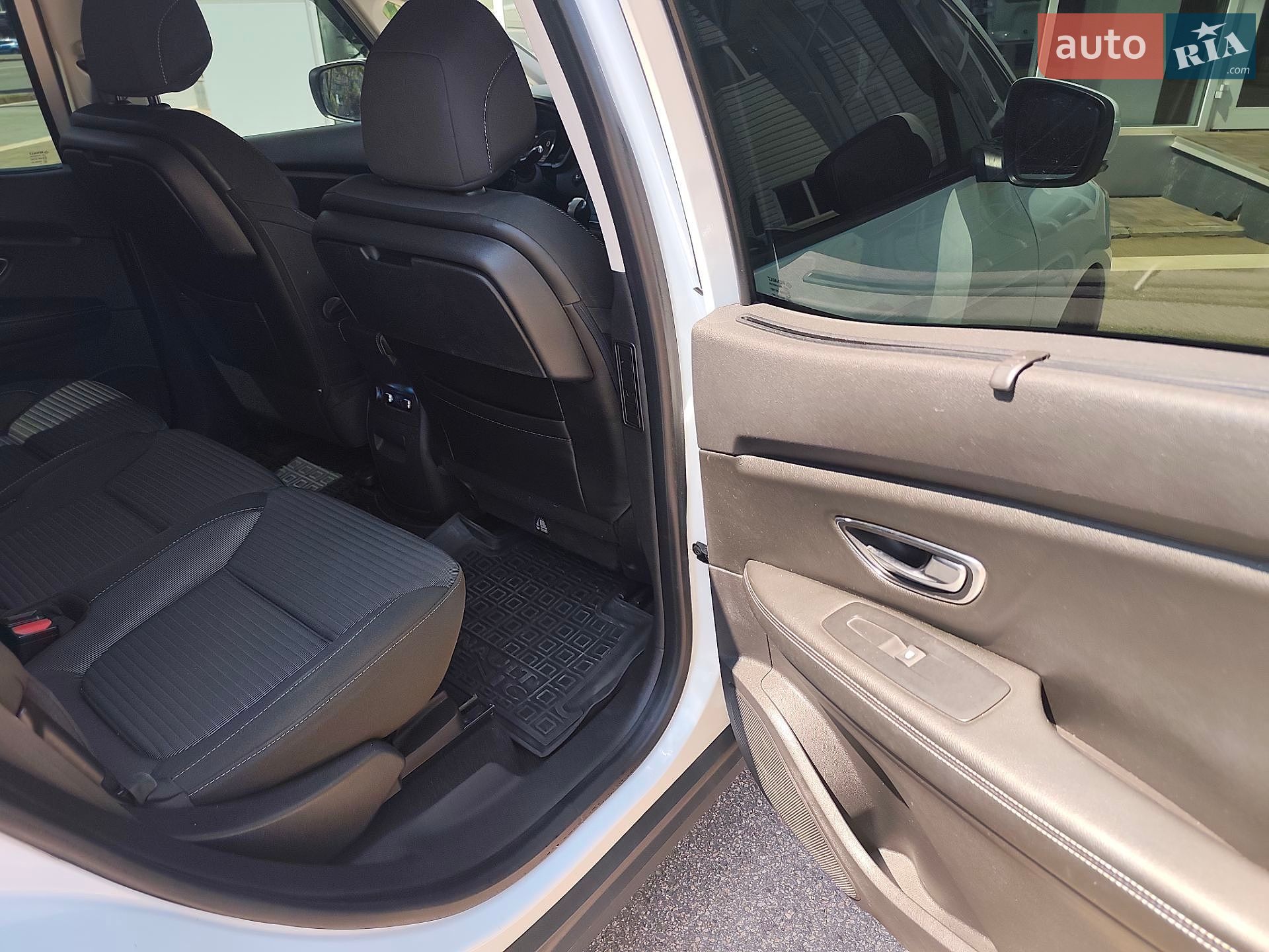 Renault Scenic 2017 VIN VF1RFA00157642705 фото оголошення 5 з 12