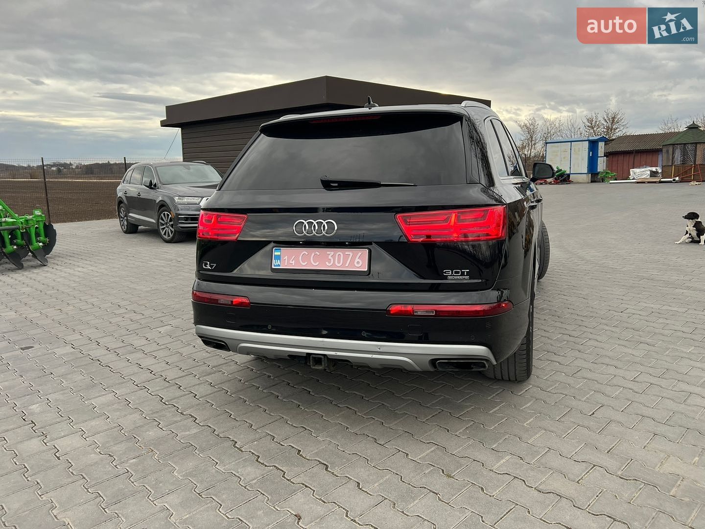 Audi Q7 2016 VIN WA1LAAF78HD037638 фото оголошення 8 з 23