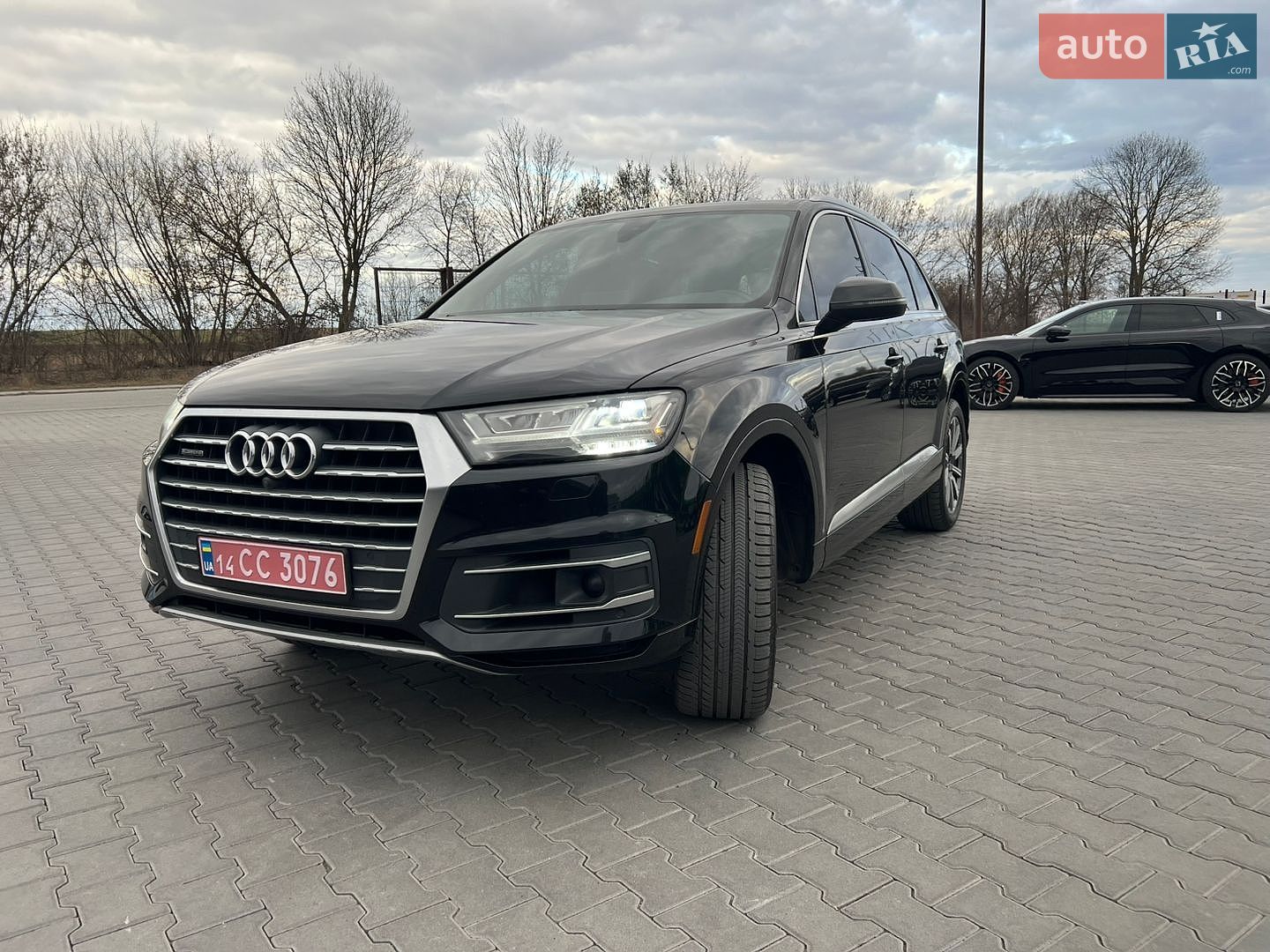 Audi Q7 2016 VIN WA1LAAF78HD037638 фото оголошення 11 з 23