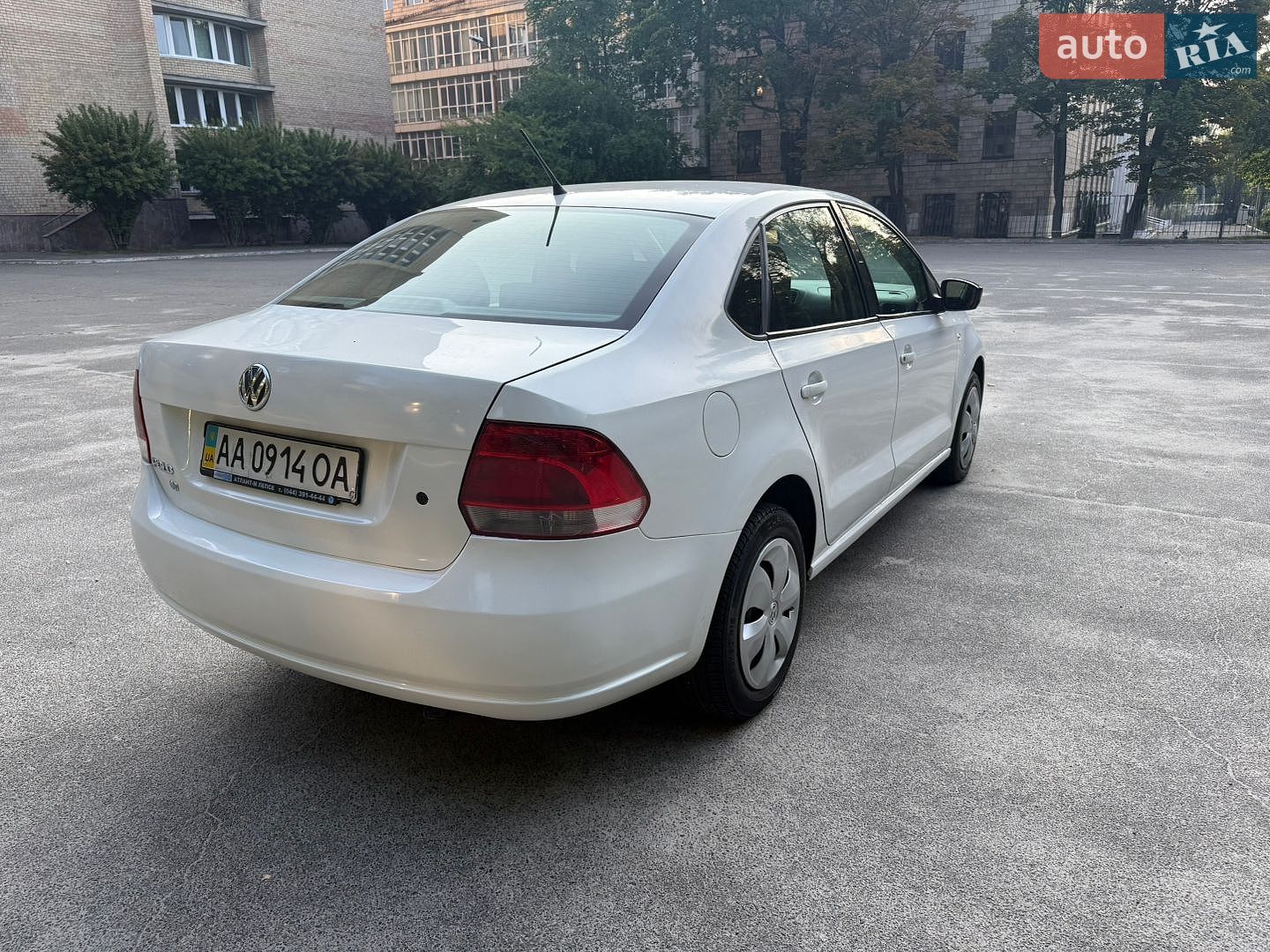 Volkswagen Polo 2013 VIN XW8ZZZ61ZDG061019 фото оголошення 14 з 31