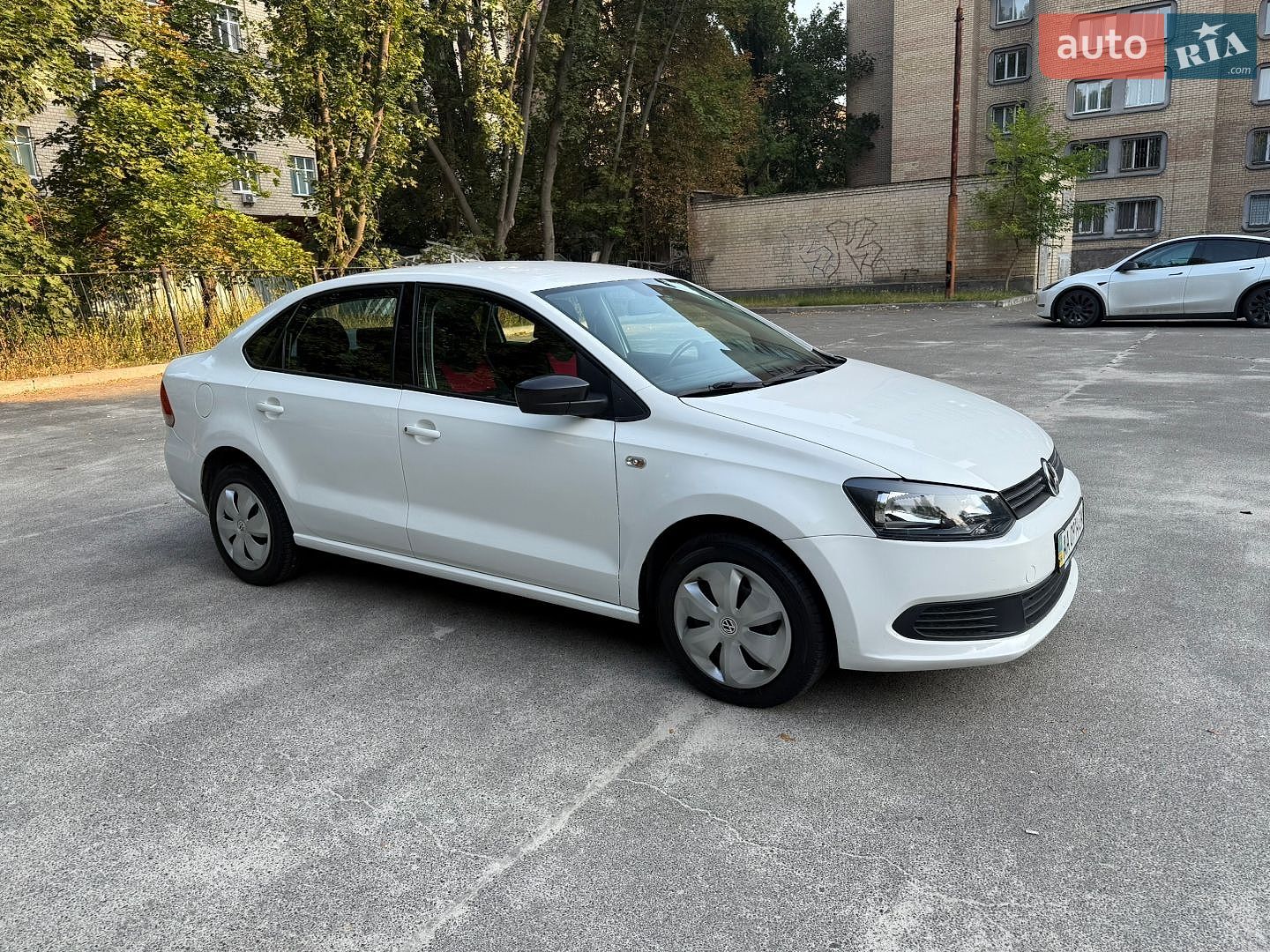 Volkswagen Polo 2013 VIN XW8ZZZ61ZDG061019 фото оголошення 15 з 31