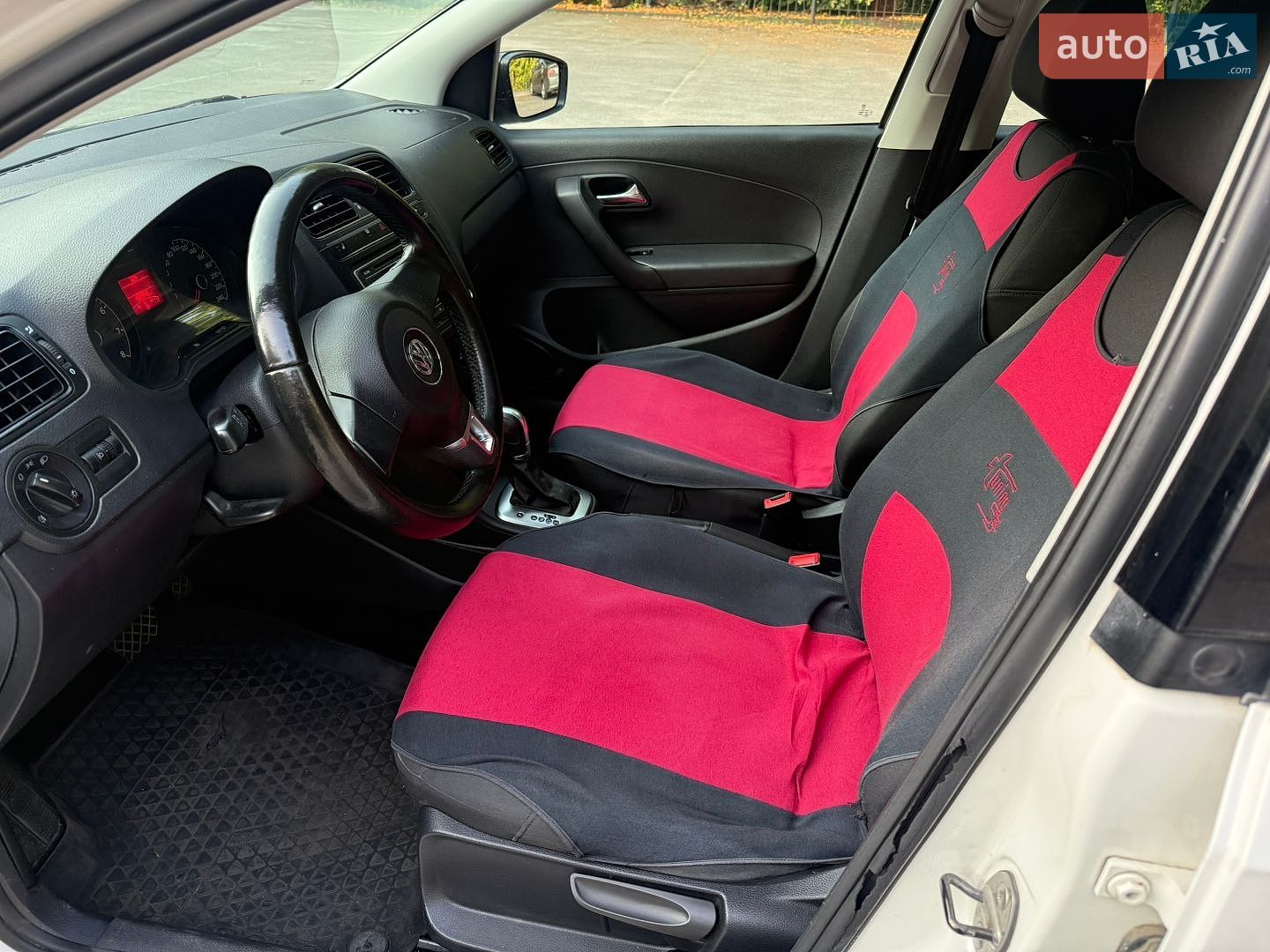 Volkswagen Polo 2013 VIN XW8ZZZ61ZDG061019 фото оголошення 17 з 31