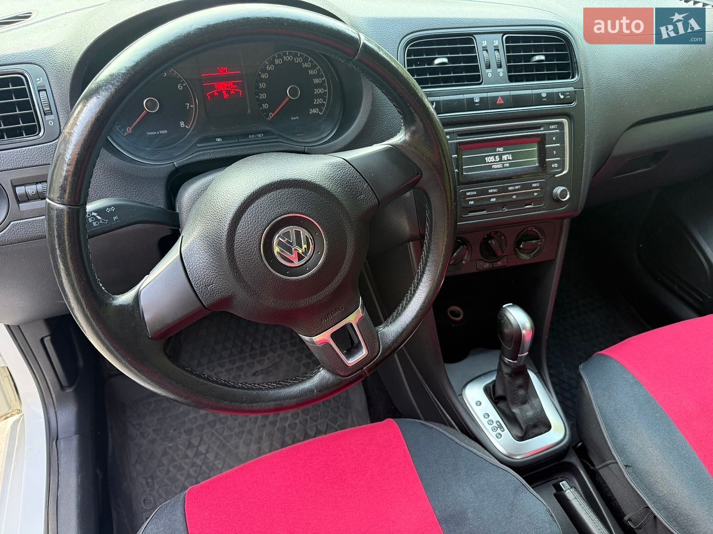 Volkswagen Polo 2013 VIN XW8ZZZ61ZDG061019 фото оголошення 19 з 31