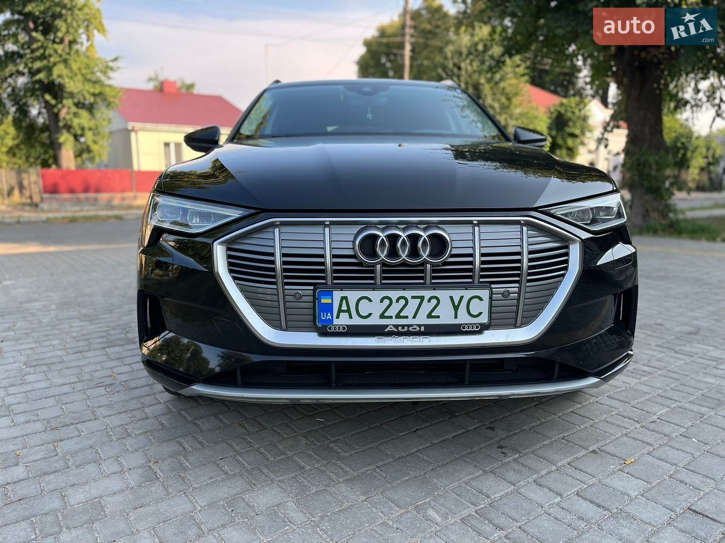 Audi e-tron 2019 VIN WAUZZZGE3LB014239 фото оголошення 7 з 30