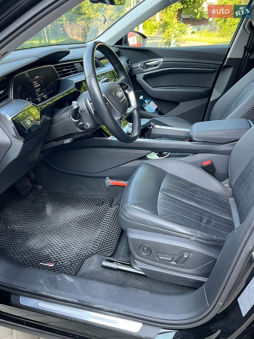 Audi e-tron 2019 VIN WAUZZZGE3LB014239 фото оголошення 9 з 30