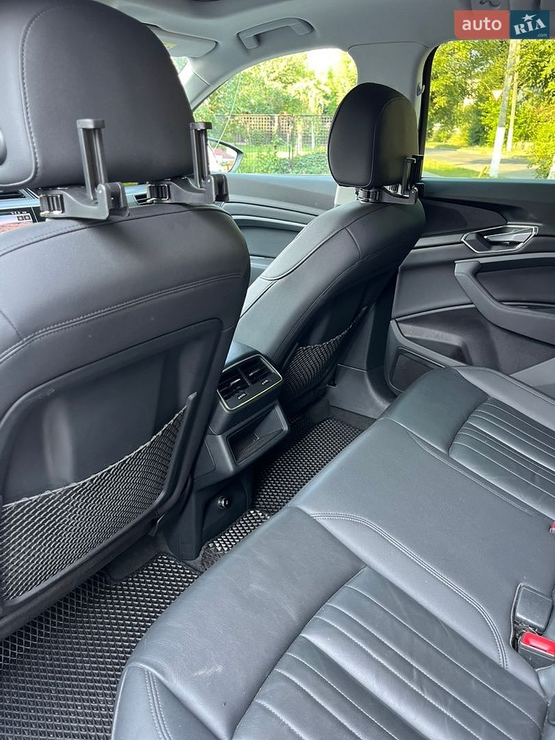 Audi e-tron 2019 VIN WAUZZZGE3LB014239 фото оголошення 15 з 30