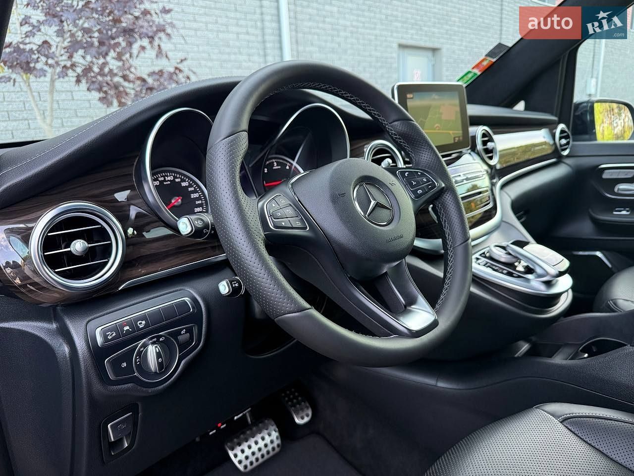 Mercedes-Benz V-Class 2018 VIN WDF44781313331414 фото оголошення 51 з 82